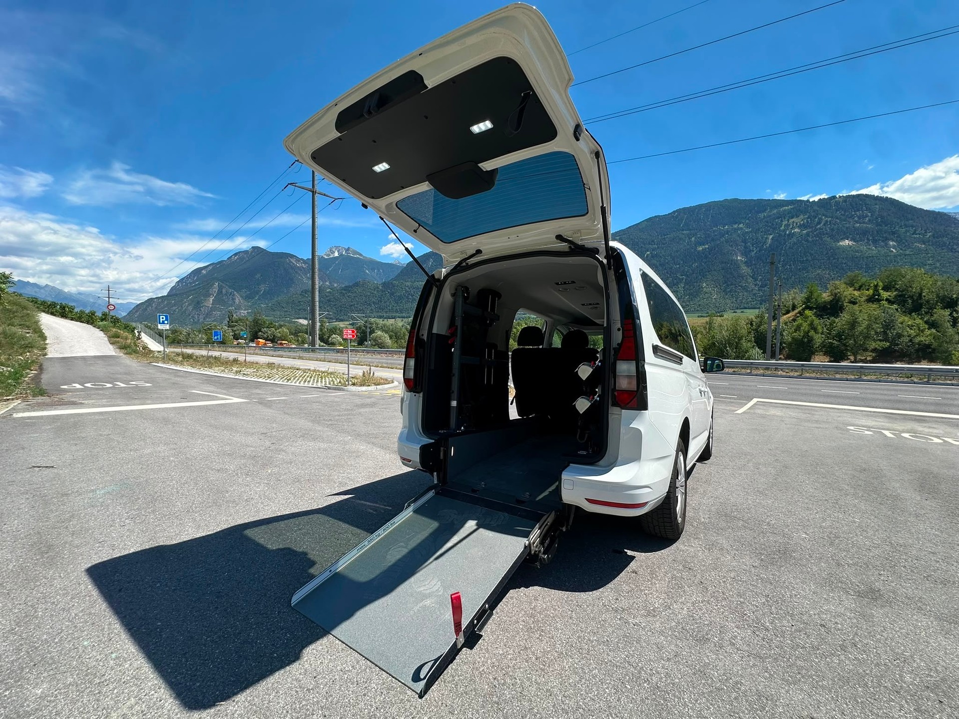 VW Caddy Maxi 1.5 TSI Liberty DSG-image-10