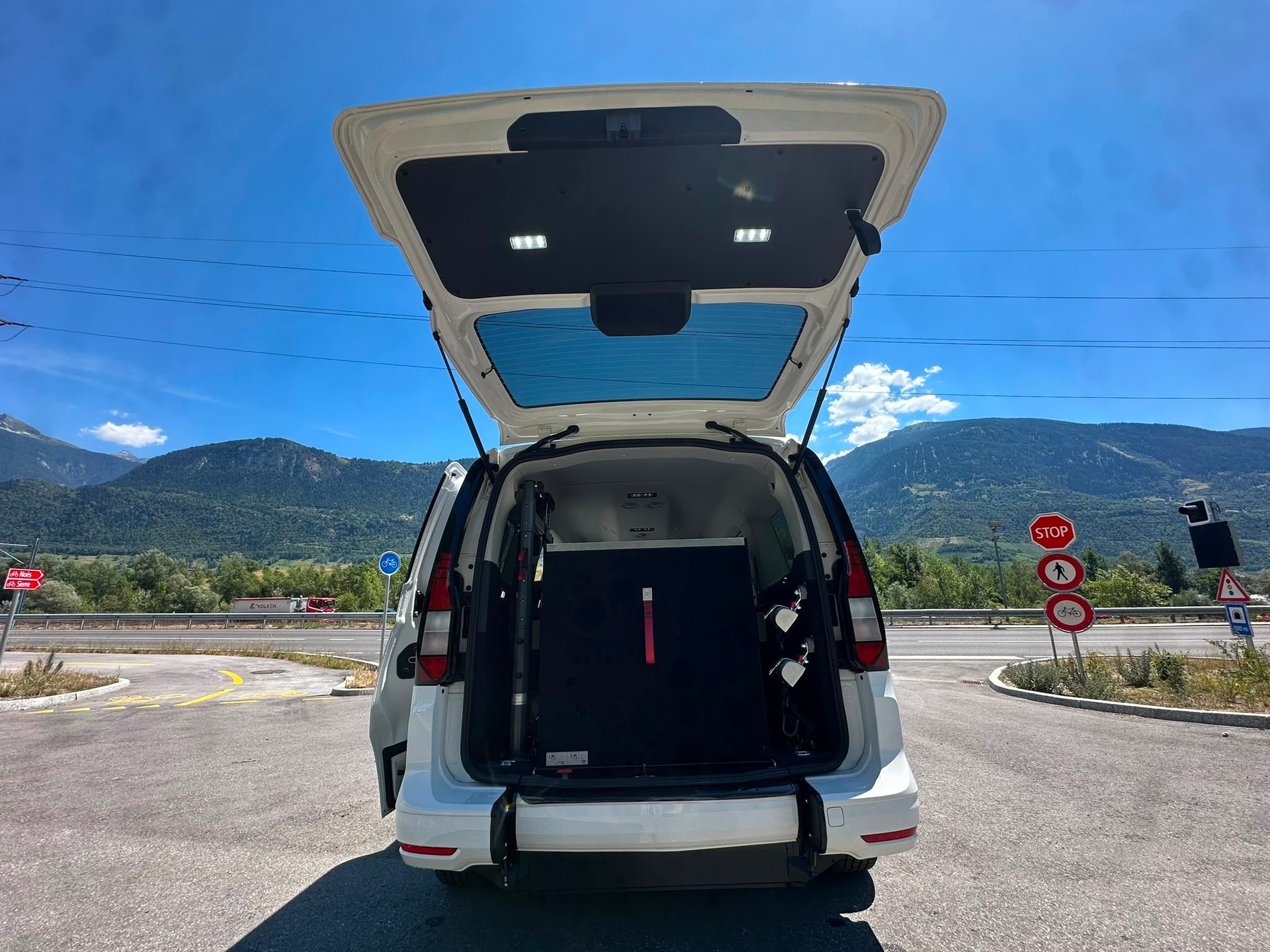 VW Caddy Maxi 1.5 TSI Liberty DSG-image-13