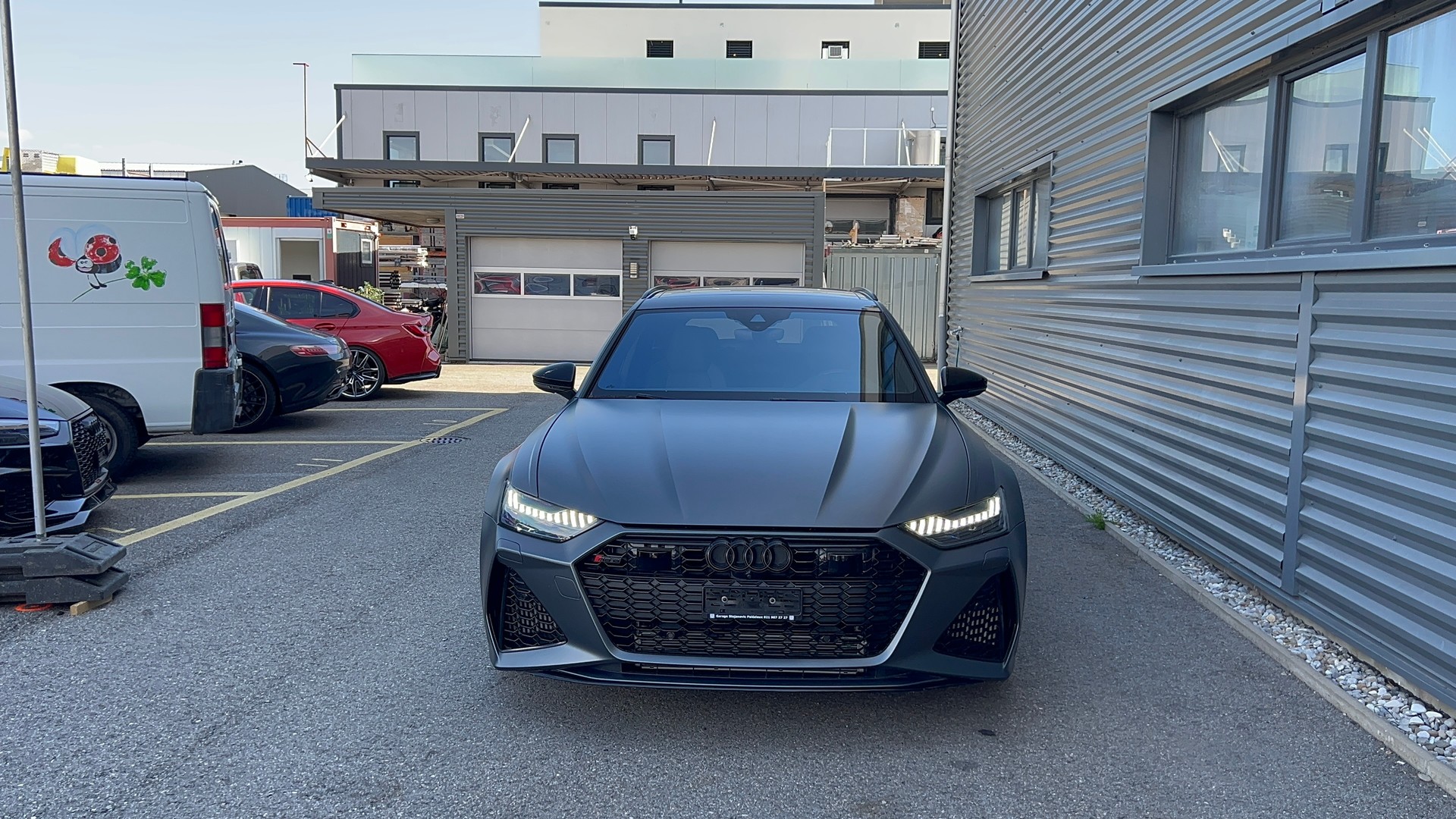 AUDI RS6 Avant 4.0 TFSI V8 quattro-image-1