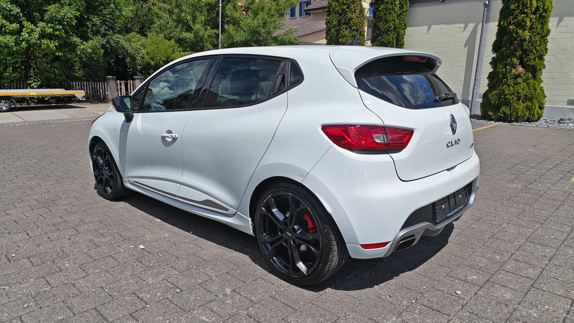 RENAULT Clio 1.6 T RS 200 EDC-image-3