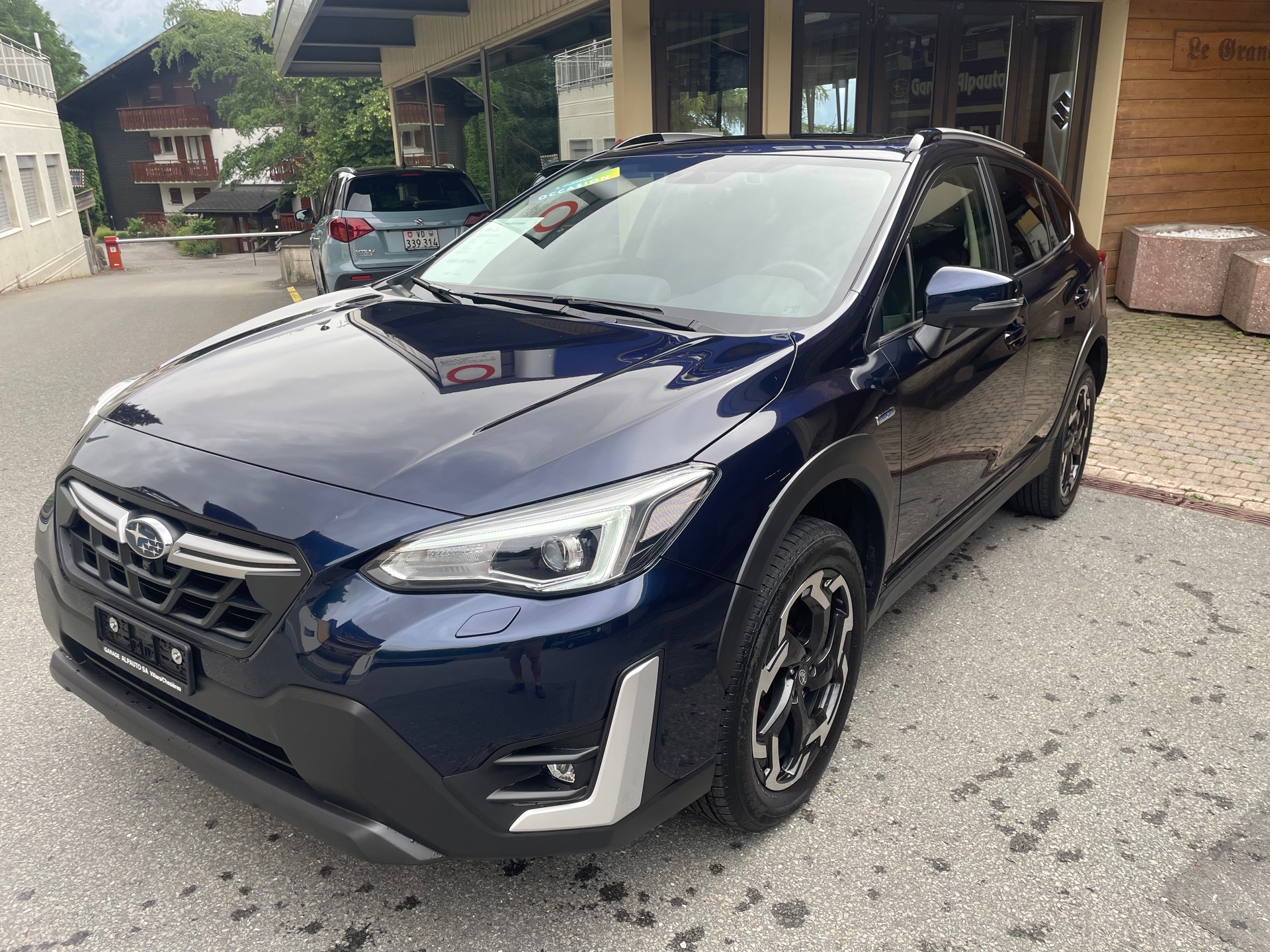SUBARU XV 2.0 e-Boxer Luxury AWD Lineartronic-image-1