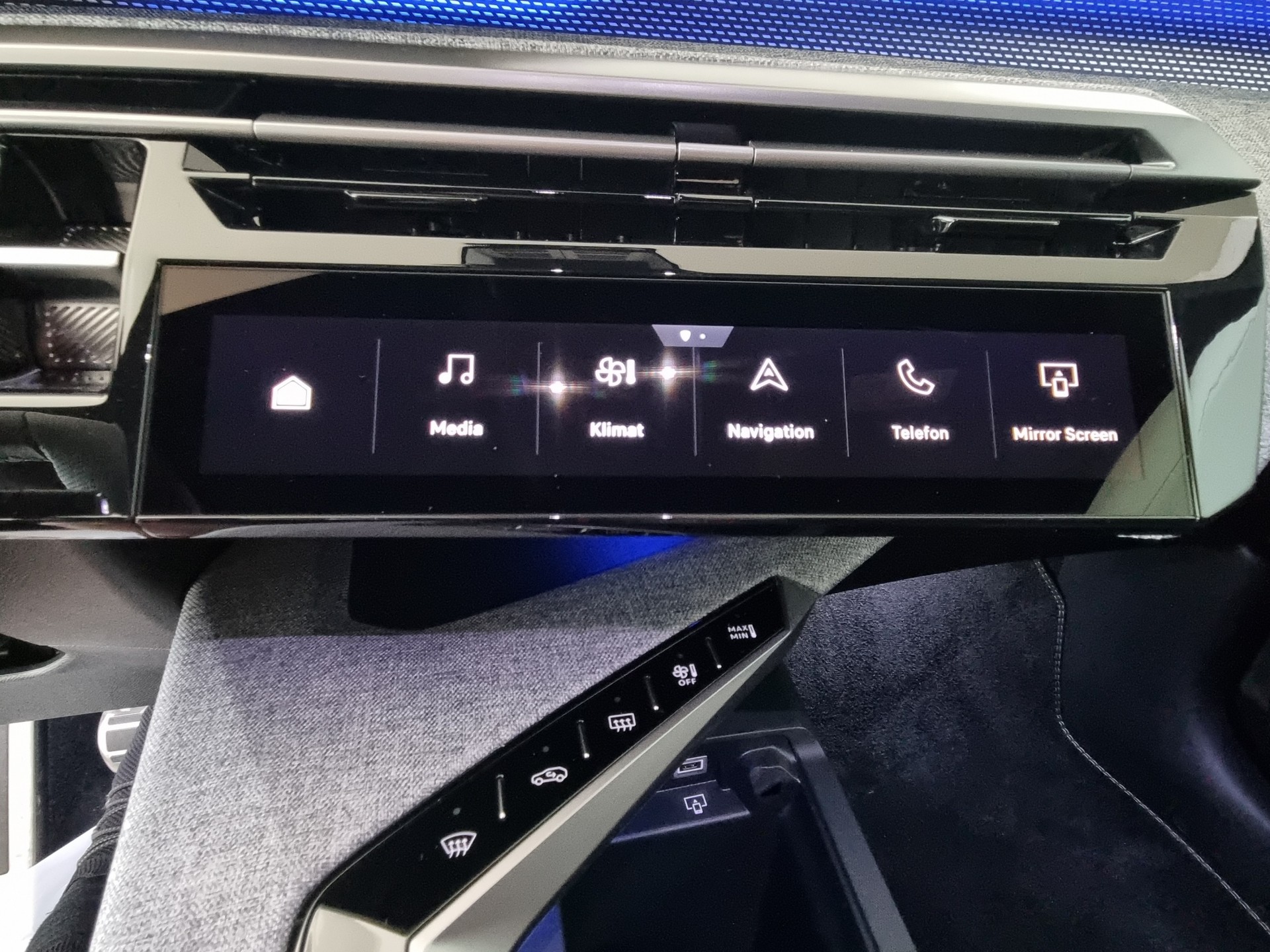 PEUGEOT 3008 145 Hybrid GT Automat Anhängekupplung-image-14