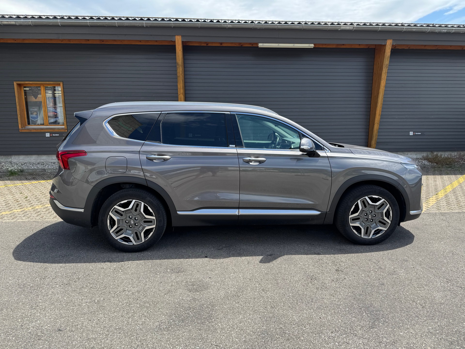 HYUNDAI Vertex-image-3