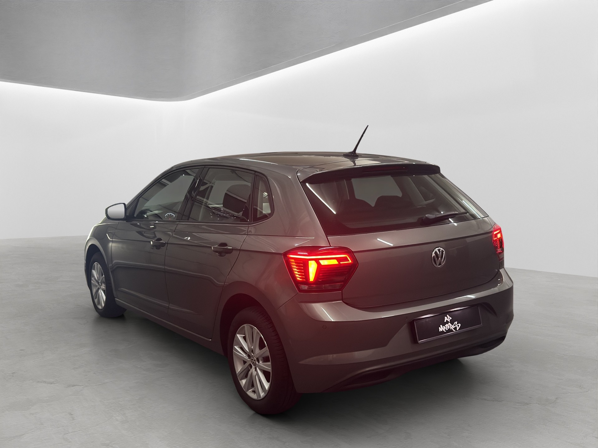 VW Polo 1.0 TSI BMT Comfortline-image-1