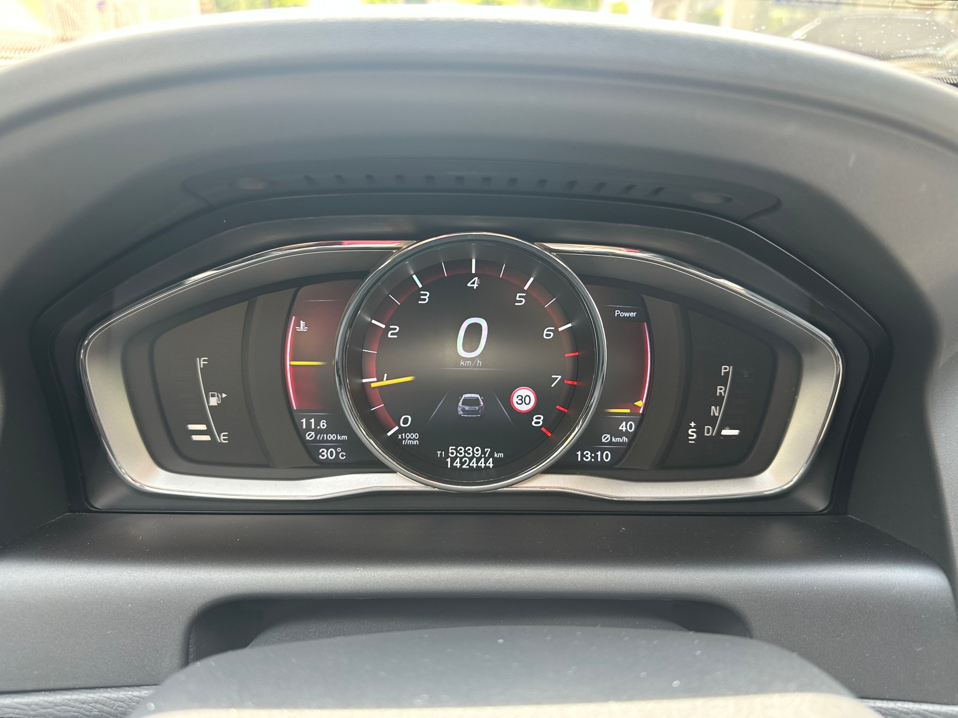 VOLVO XC60 T6 AWD Summum Geartronic-image-6