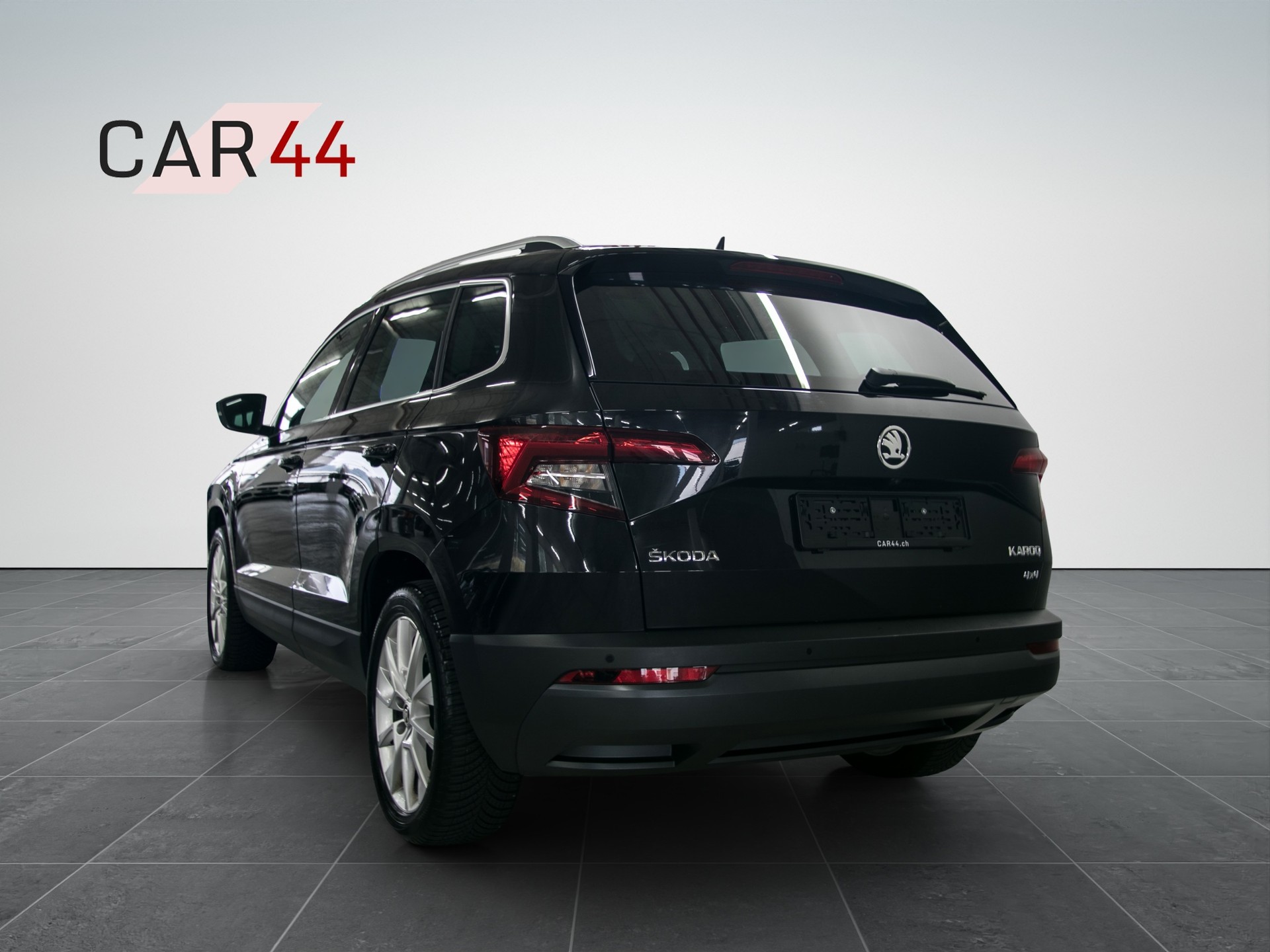 SKODA Karoq 2.0 TDI CR Ambition 4x4-image-2