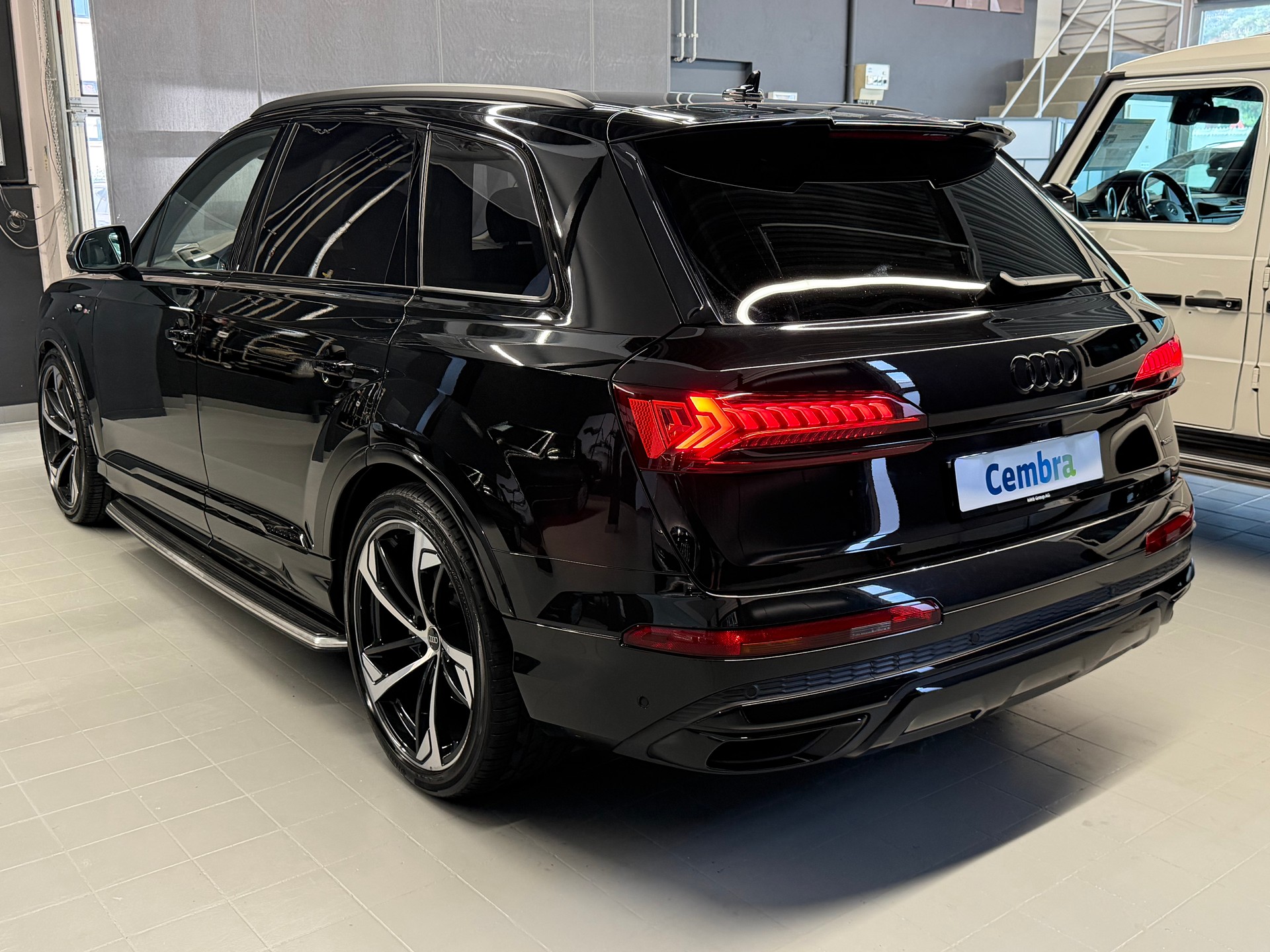 AUDI Q7 50 TDI S-line quattro tiptronic 7-Plätzer-image-4