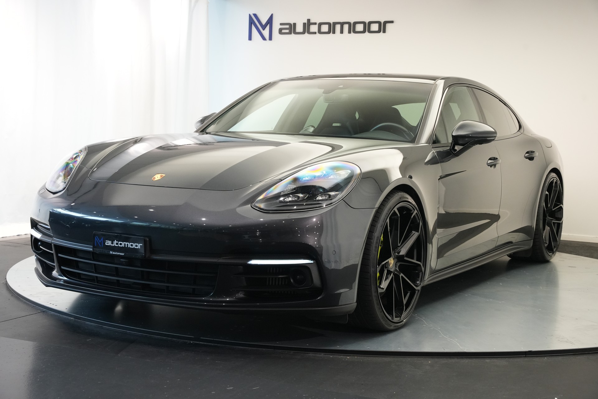 PORSCHE Panamera 4 E-Hybrid PDK *CH-Fahrzeug* *22 Zoll*-image-48