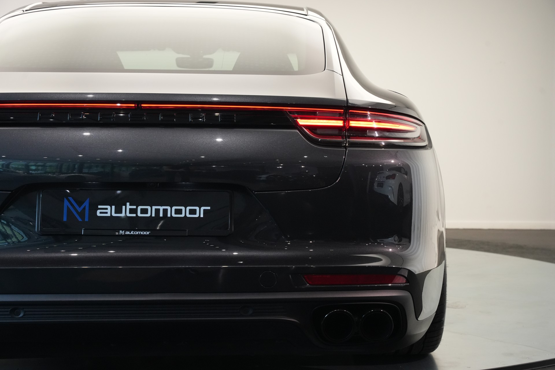 PORSCHE Panamera 4 E-Hybrid PDK *CH-Fahrzeug* *22 Zoll*-image-41