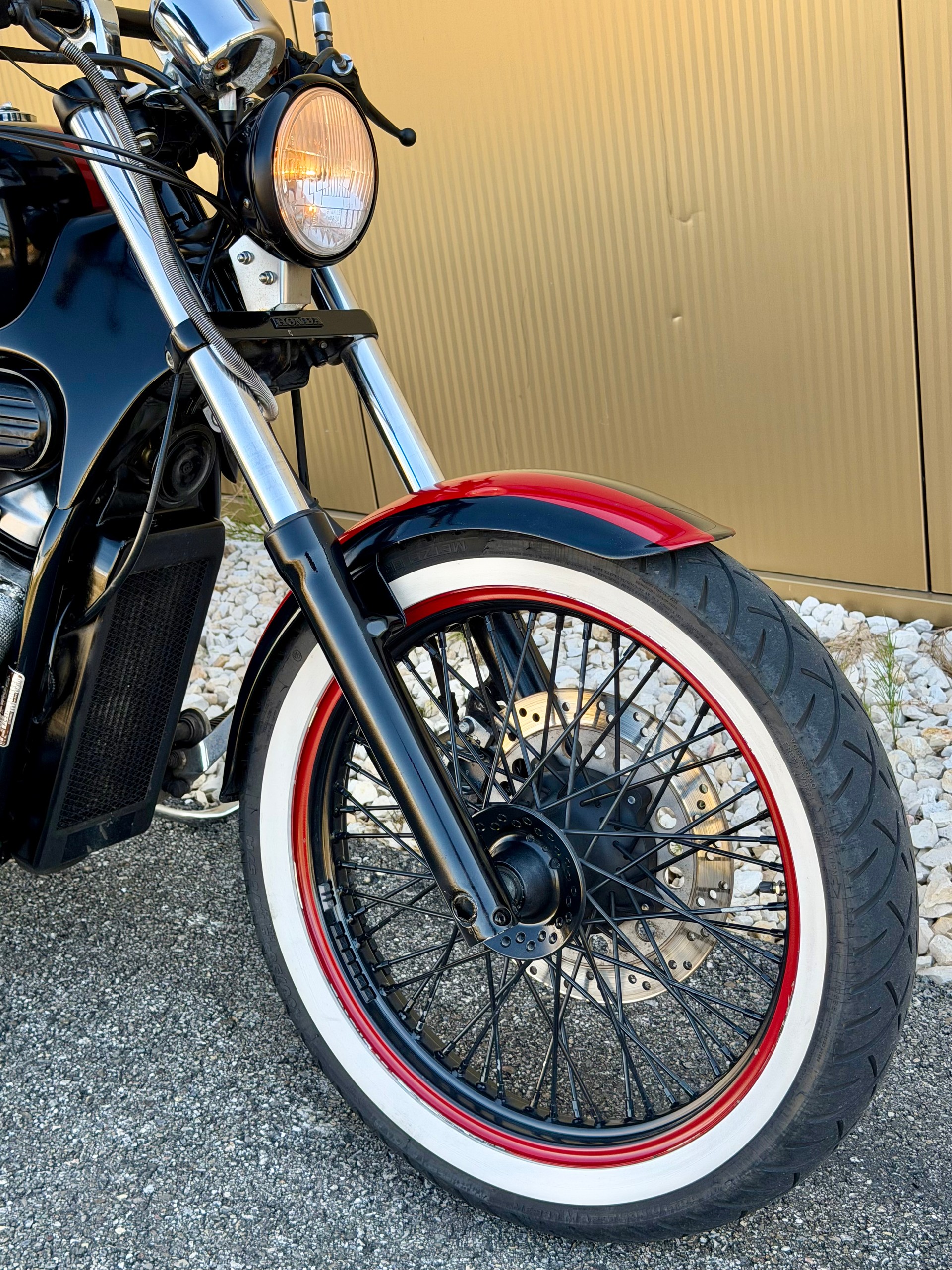 HONDA VT 600 C P-V Shadow Bobber-showroom-element-2