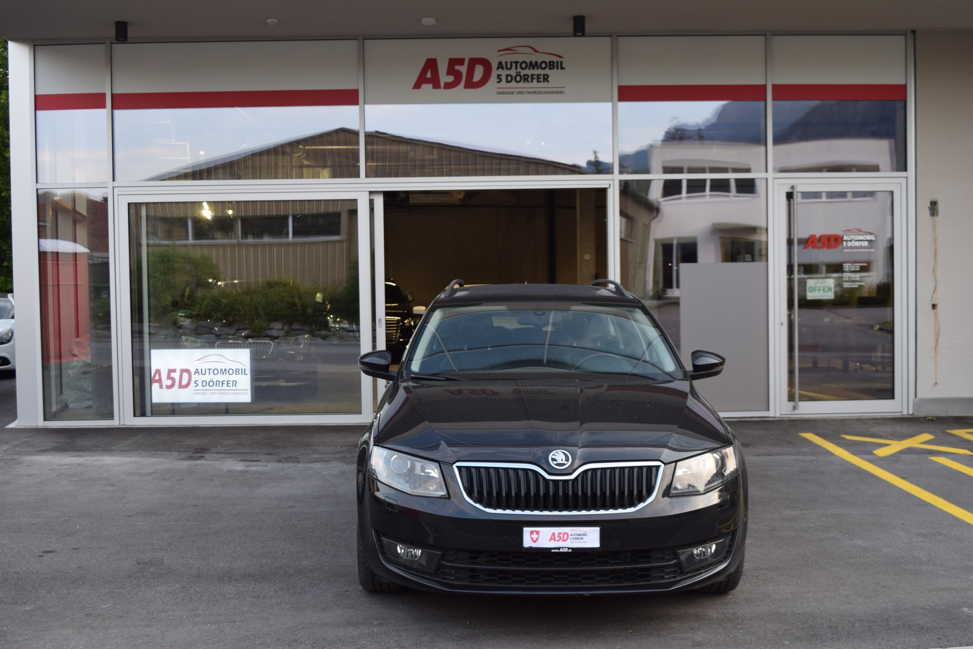 SKODA Octavia Combi 1.8 TSI Elegance 4x4 DSG