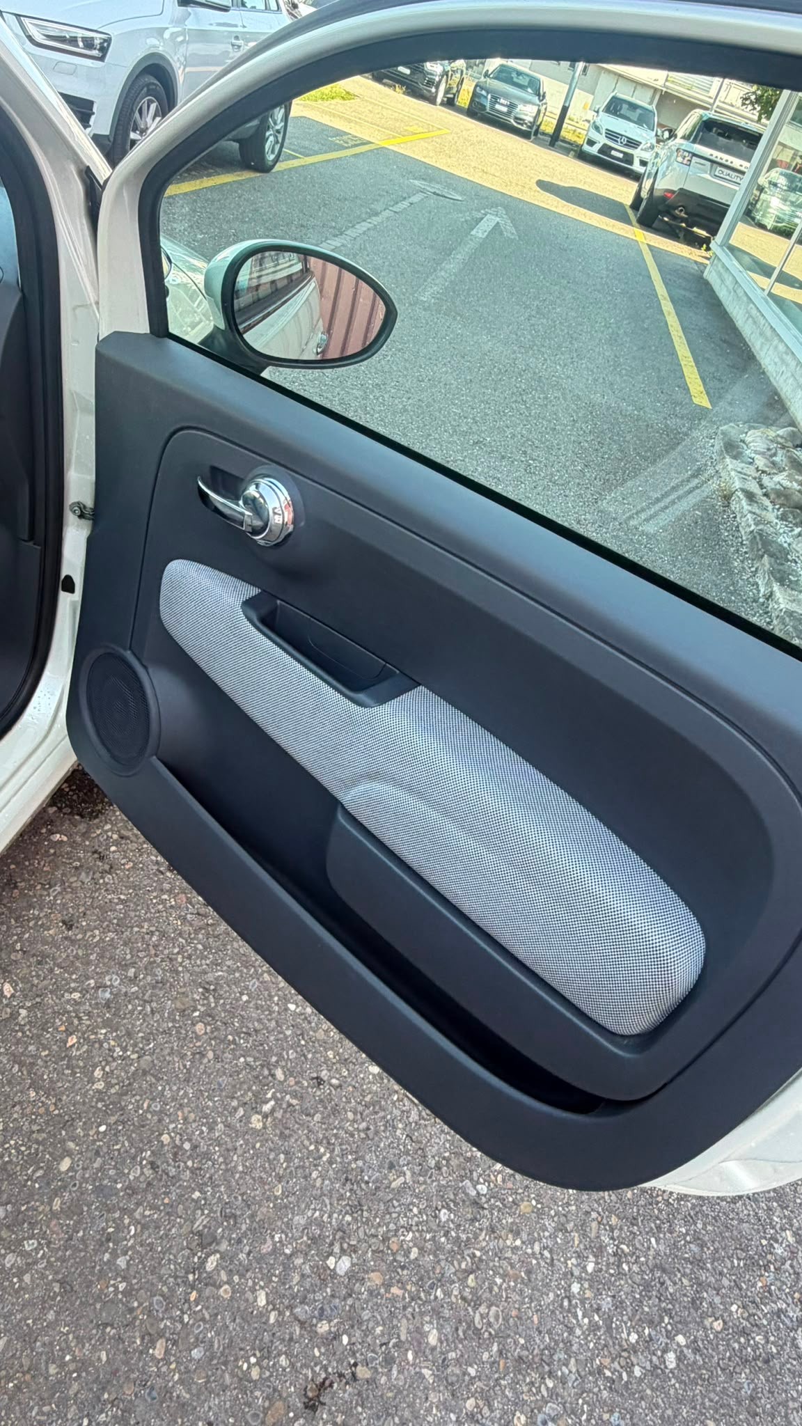 FIAT 500 1.4 16V Lounge-image-9