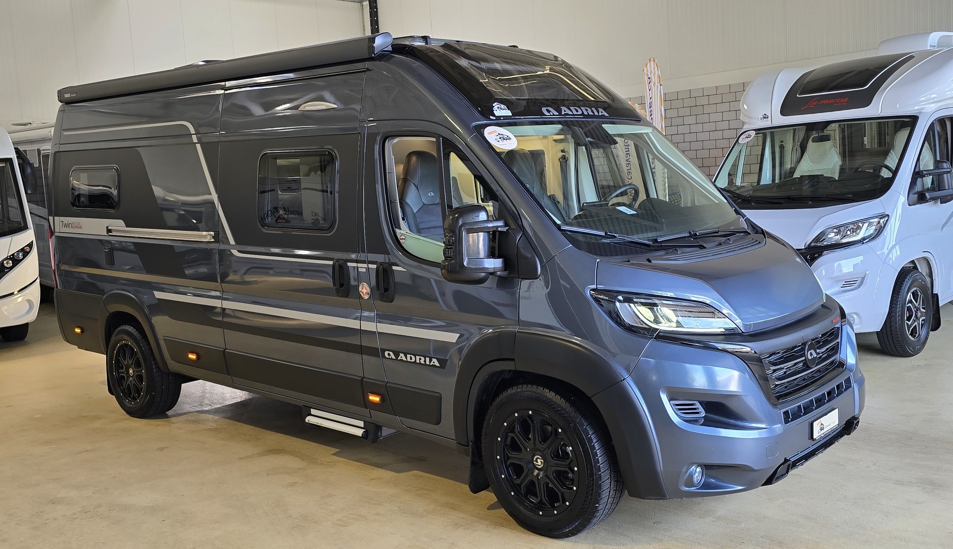 ADRIA Twin Supreme 640 SGX, Fiat Ducato 2.2MJT 160PS-image-1