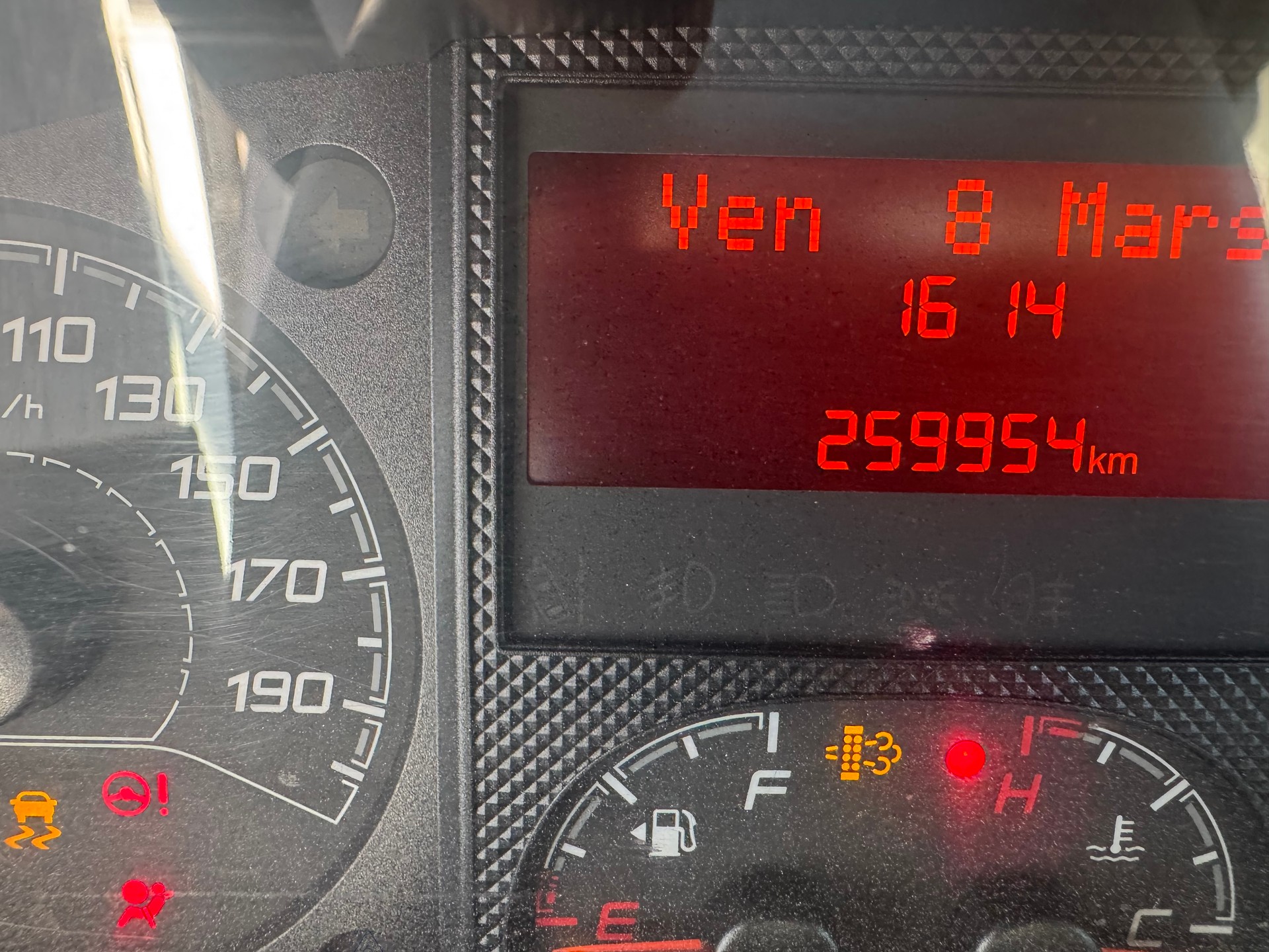 FIAT Ducato 33 2.3 MJ-image-13