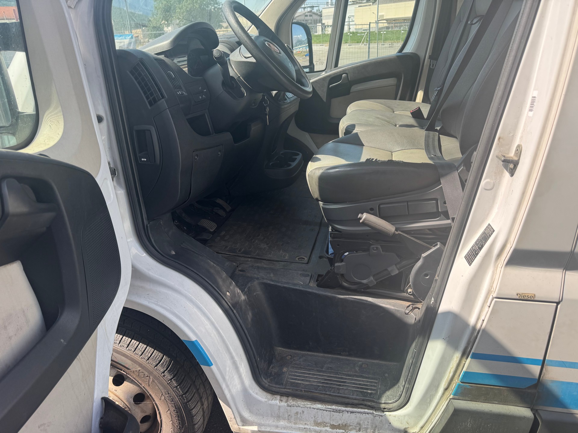 FIAT Ducato 33 2.3 MJ-image-9