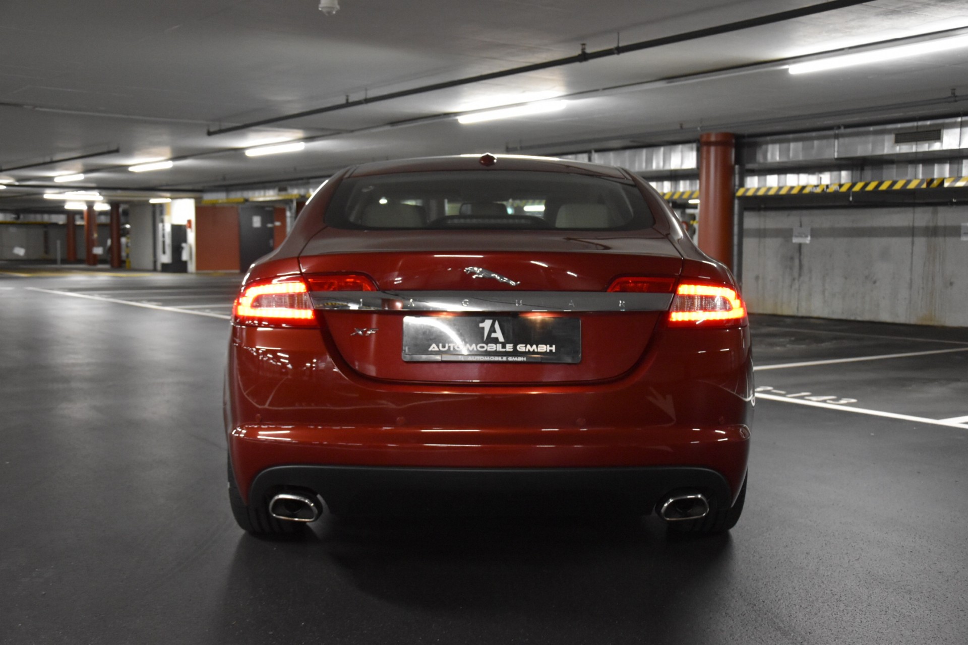 JAGUAR XF 3.0d V6 Prem. Luxury-image-7