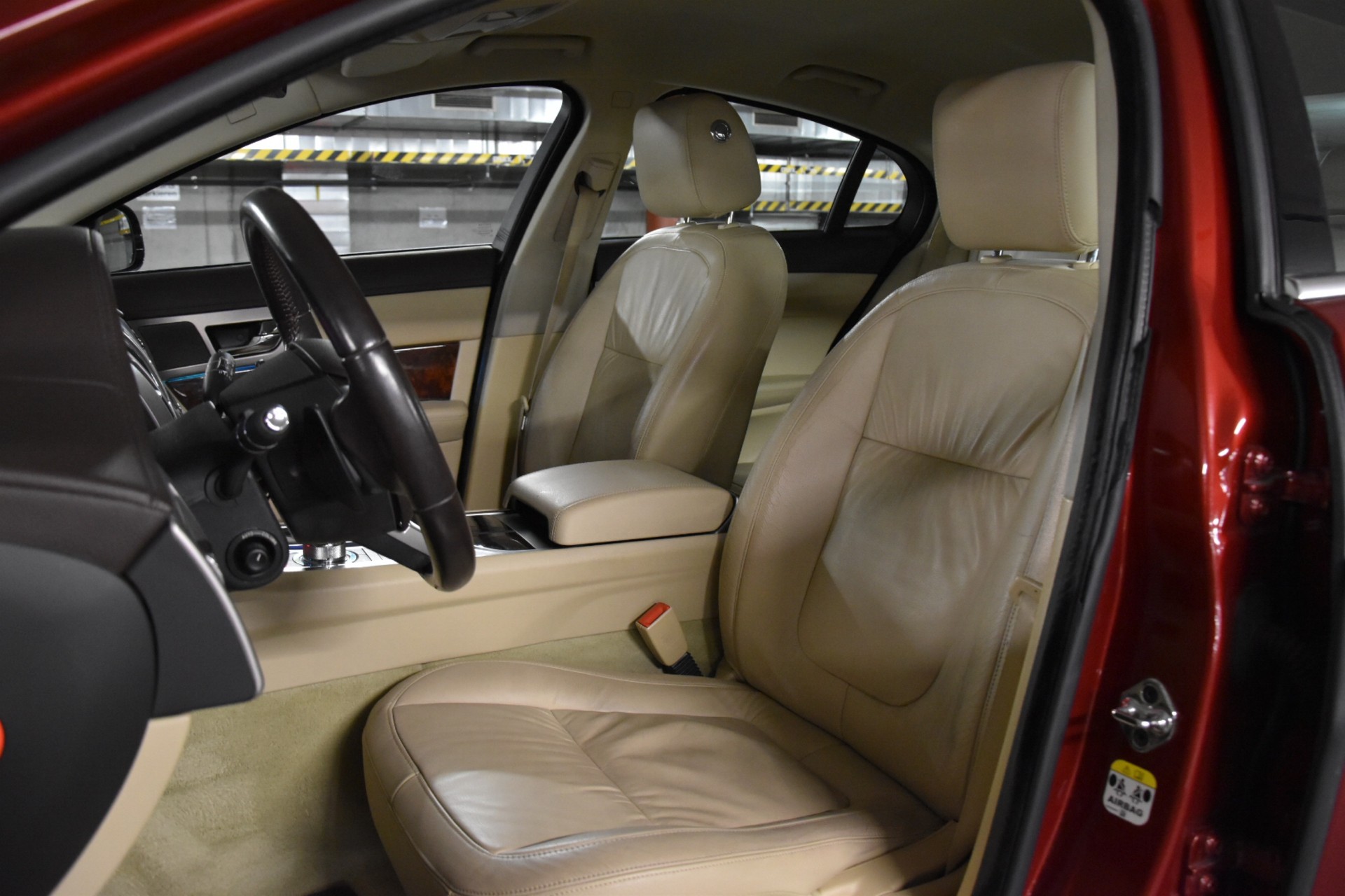 JAGUAR XF 3.0d V6 Prem. Luxury-image-23