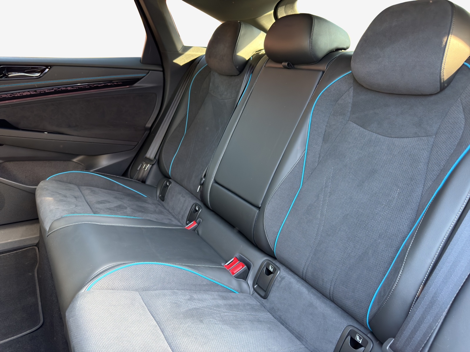 VW ID.7 Pro 77 kWh Pro-image-11