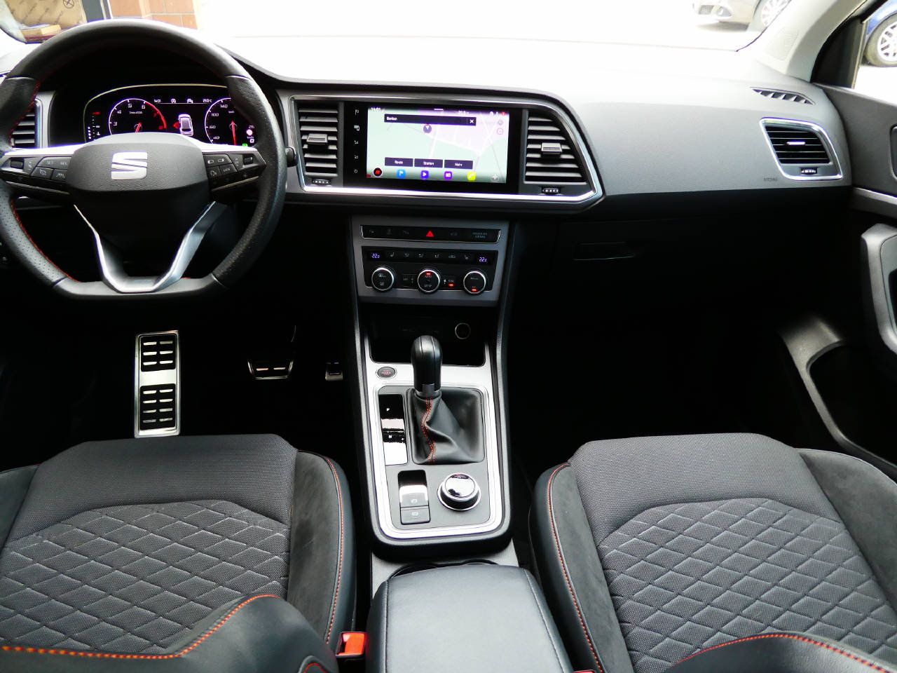 SEAT Ateca 1.5 TSI FR DSG-image-13