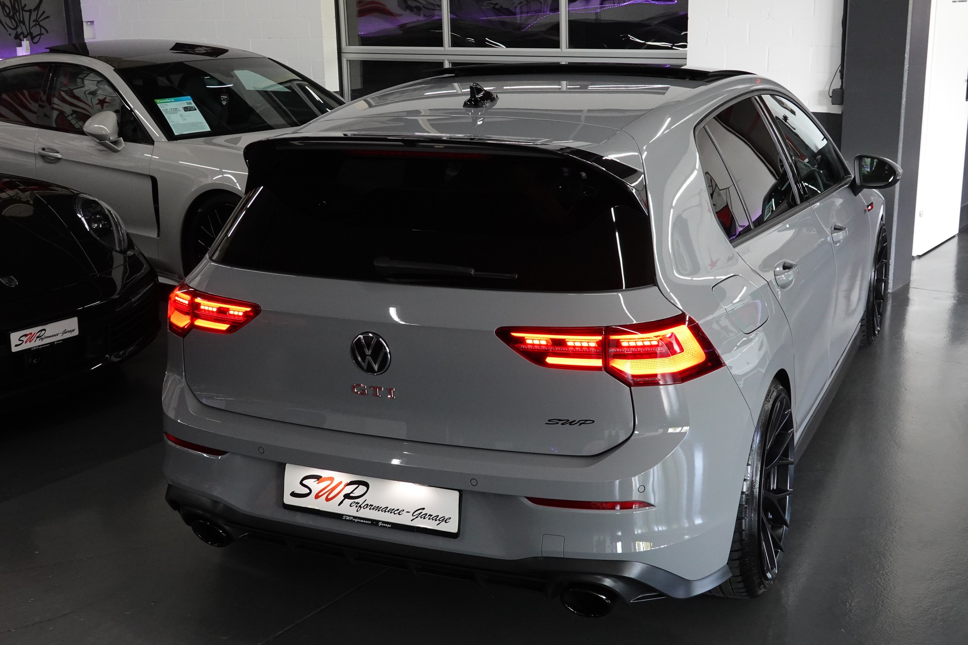 VW GOLF 2.0 TSI GTI CLUBSPORT DSG GREY ON TOP-image-21