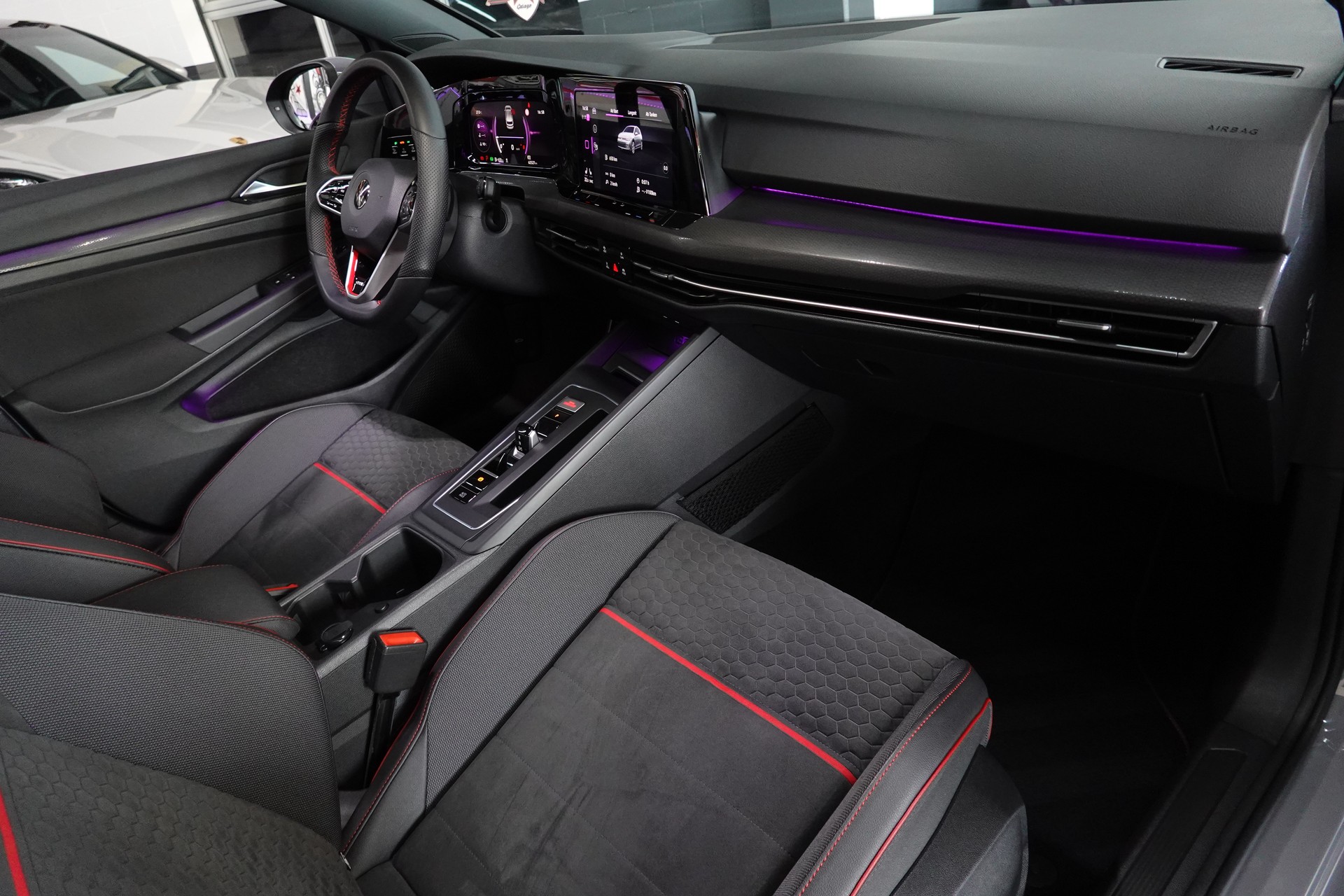 VW GOLF 2.0 TSI GTI CLUBSPORT DSG GREY ON TOP-image-41