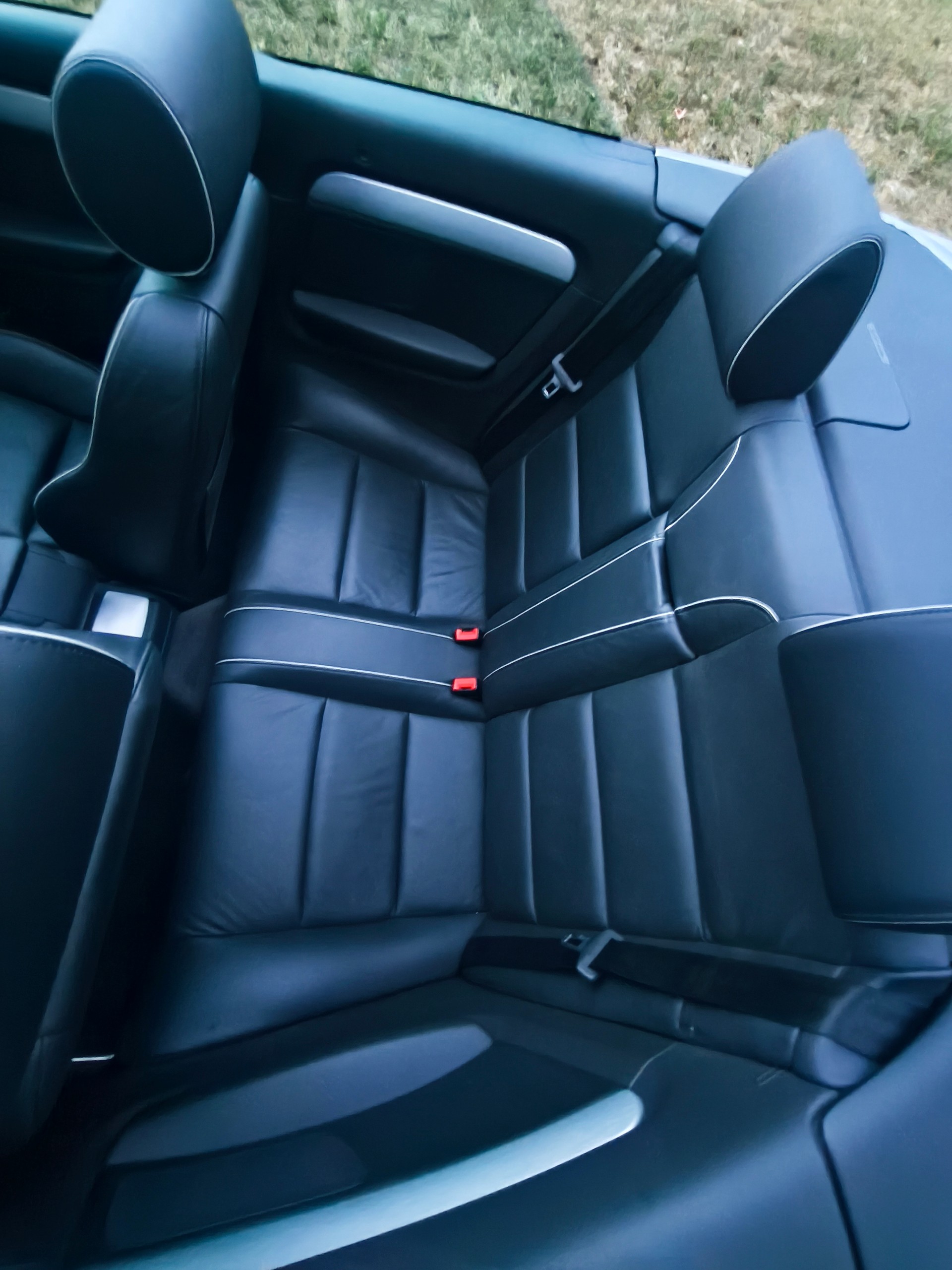 AUDI 4.2 V8 quattro-image-14