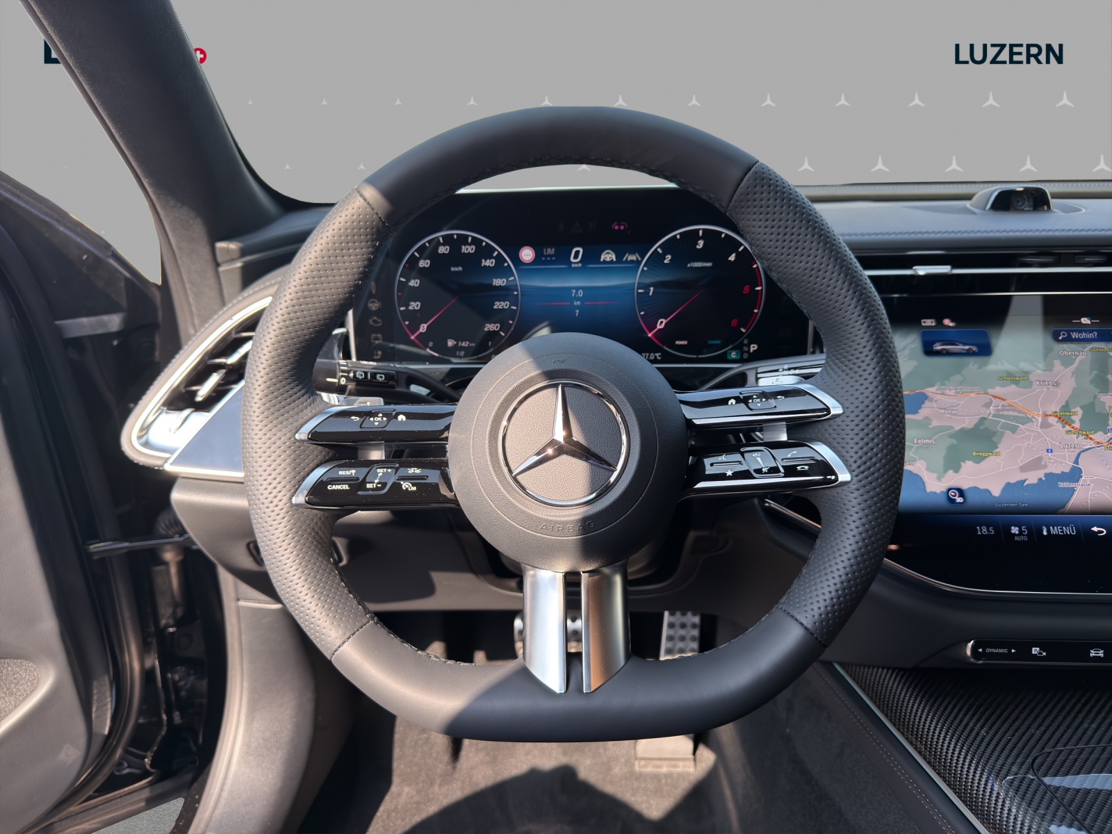 MERCEDES-BENZ E 220 d T 4Matic 9G-Tronic-image-9