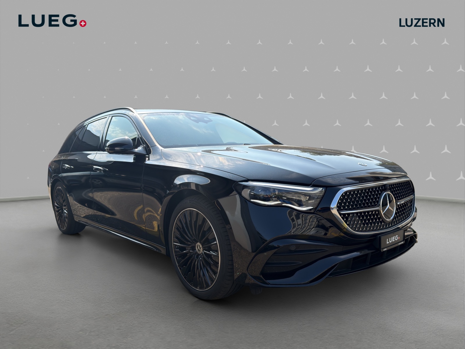 MERCEDES-BENZ E 220 d T 4Matic 9G-Tronic-image-4