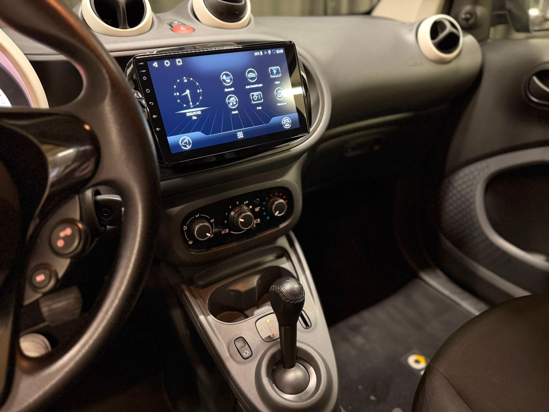 SMART fortwo Urbanshadow Ed.-image-9