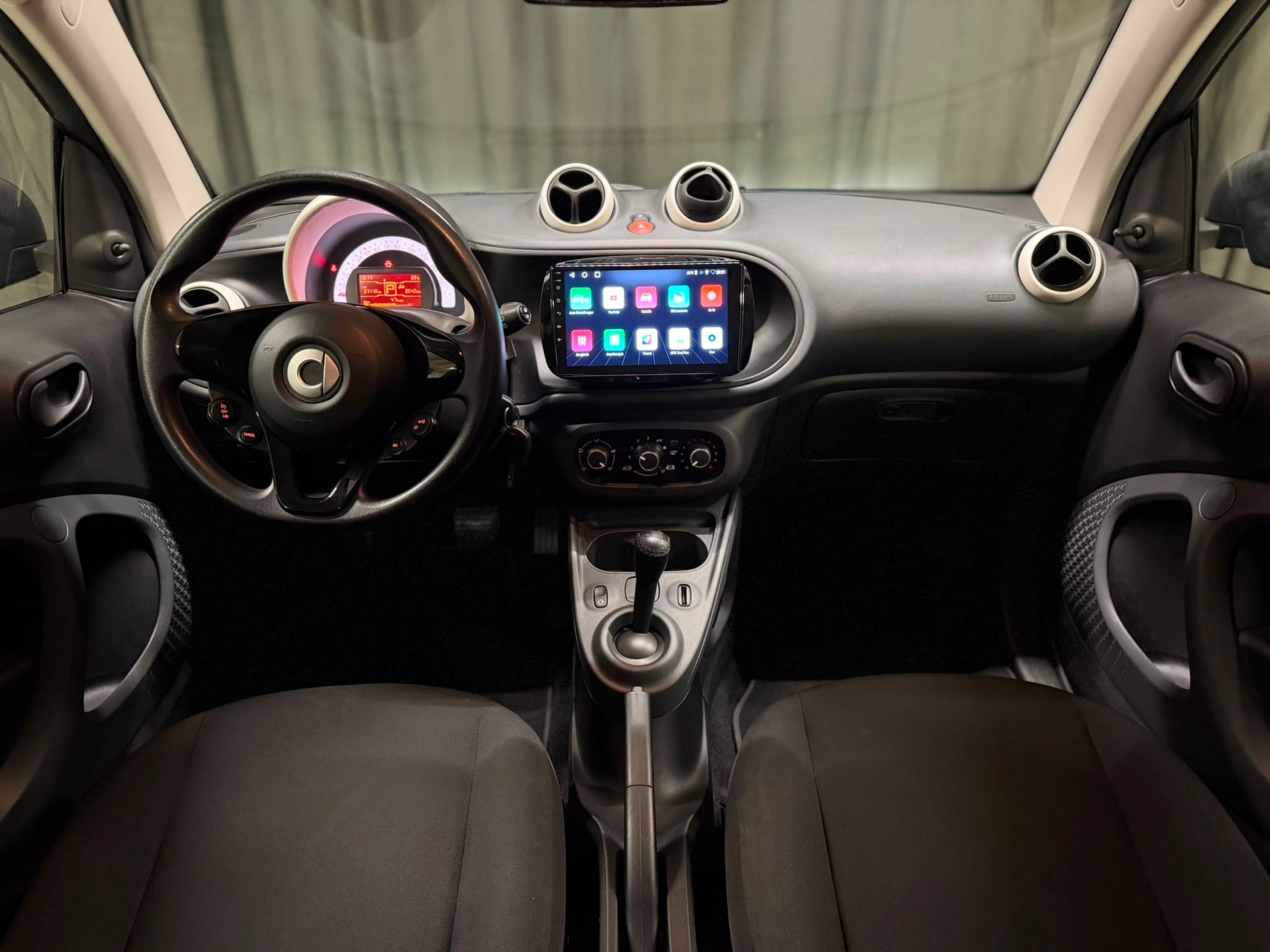 SMART fortwo Urbanshadow Ed.-image-6