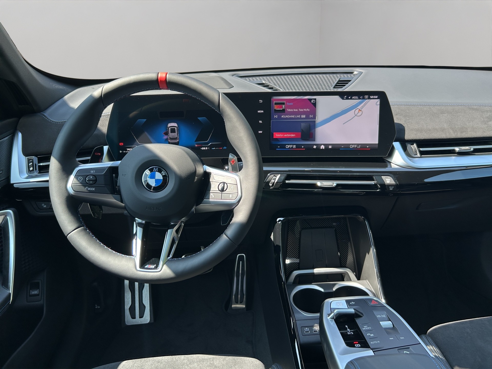 BMW X1 xDrive M35i-image-14
