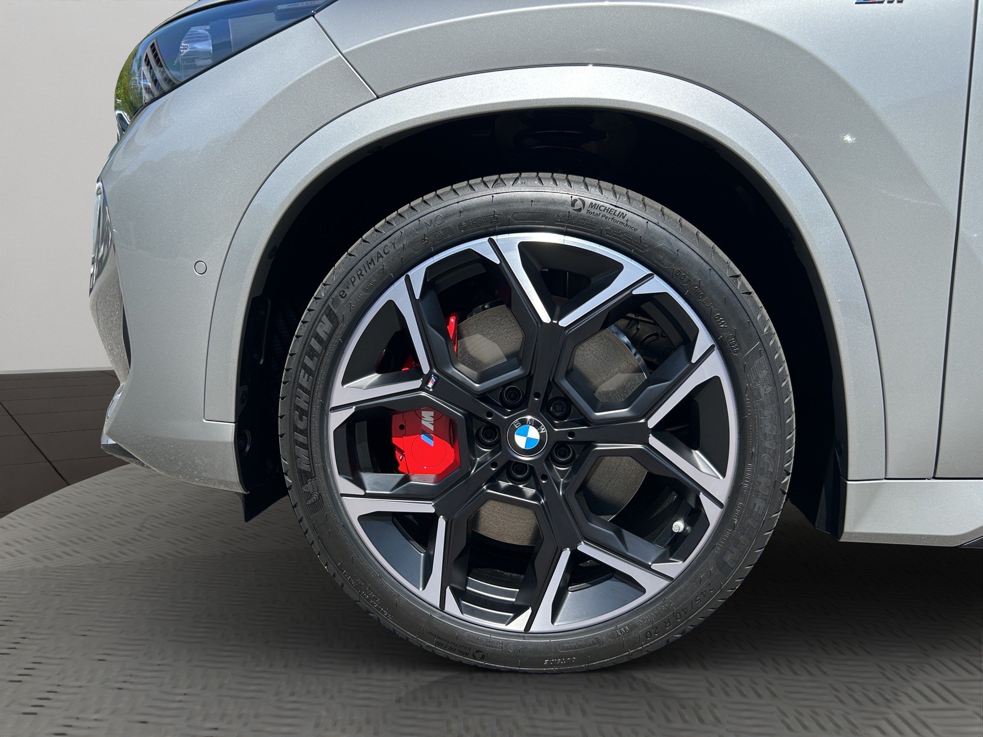 BMW X1 xDrive M35i-image-8
