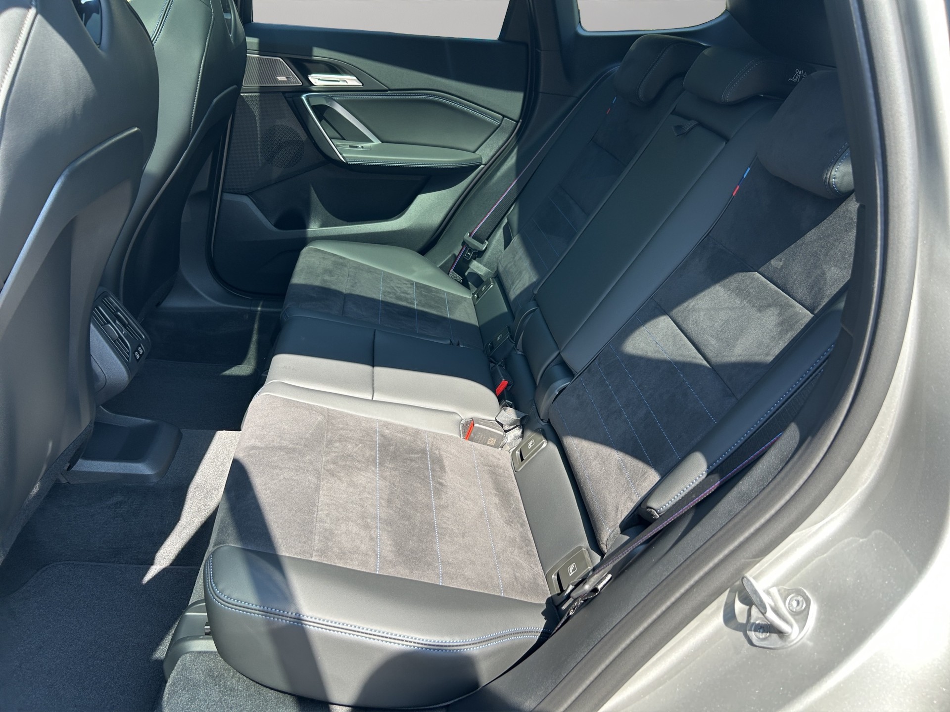 BMW X1 xDrive M35i-image-17