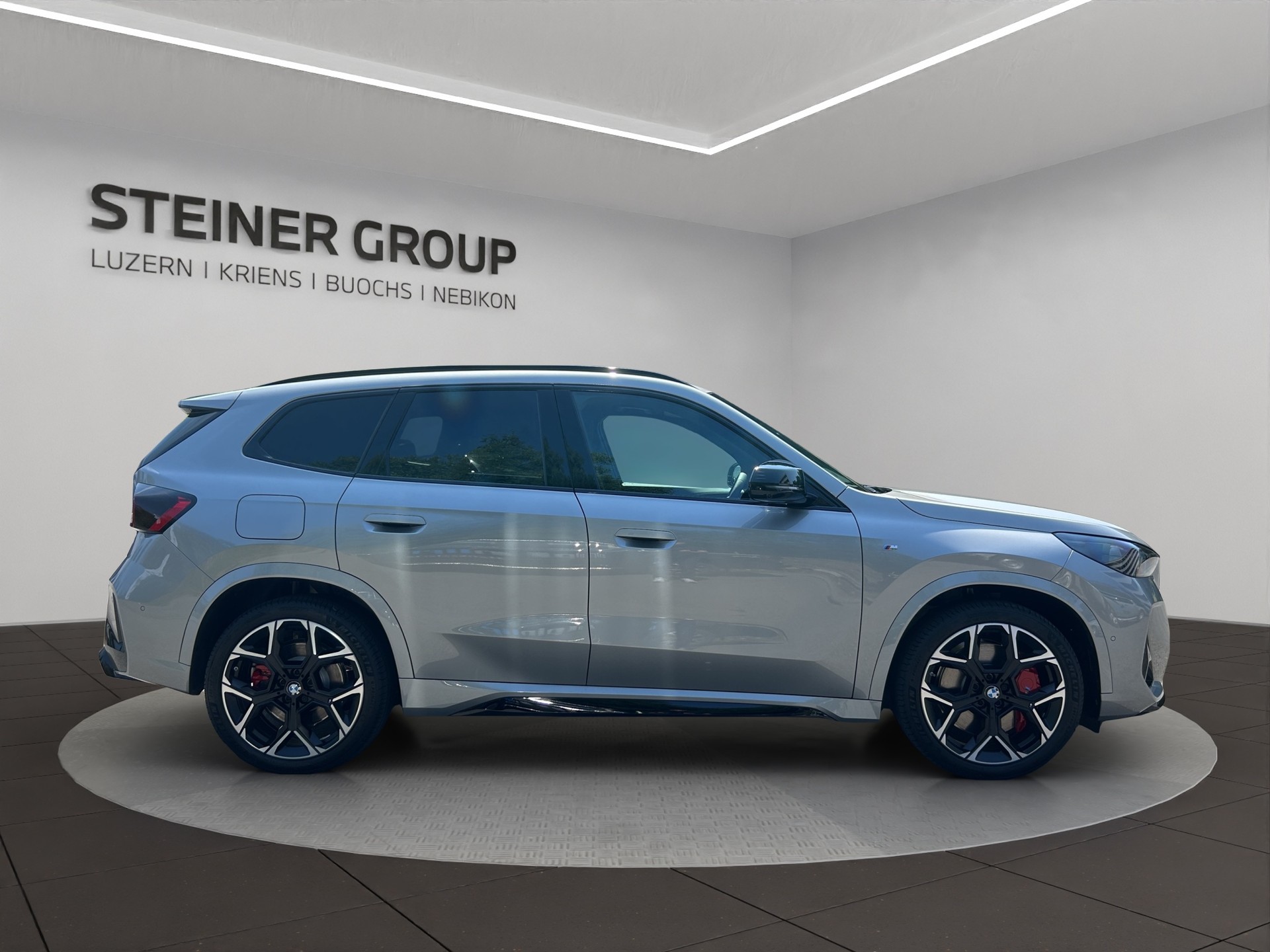 BMW X1 xDrive M35i-image-3