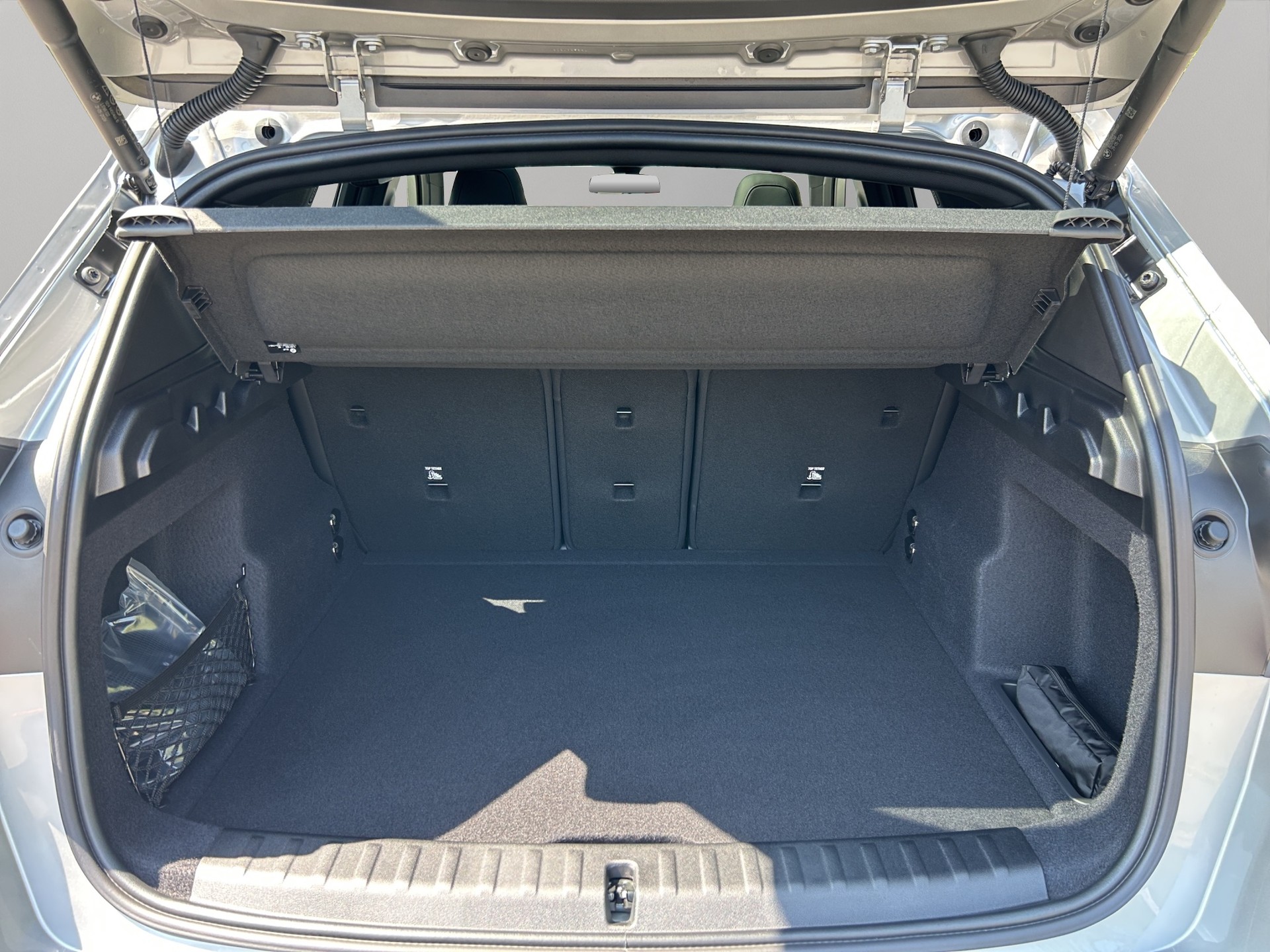 BMW X1 xDrive M35i-image-18