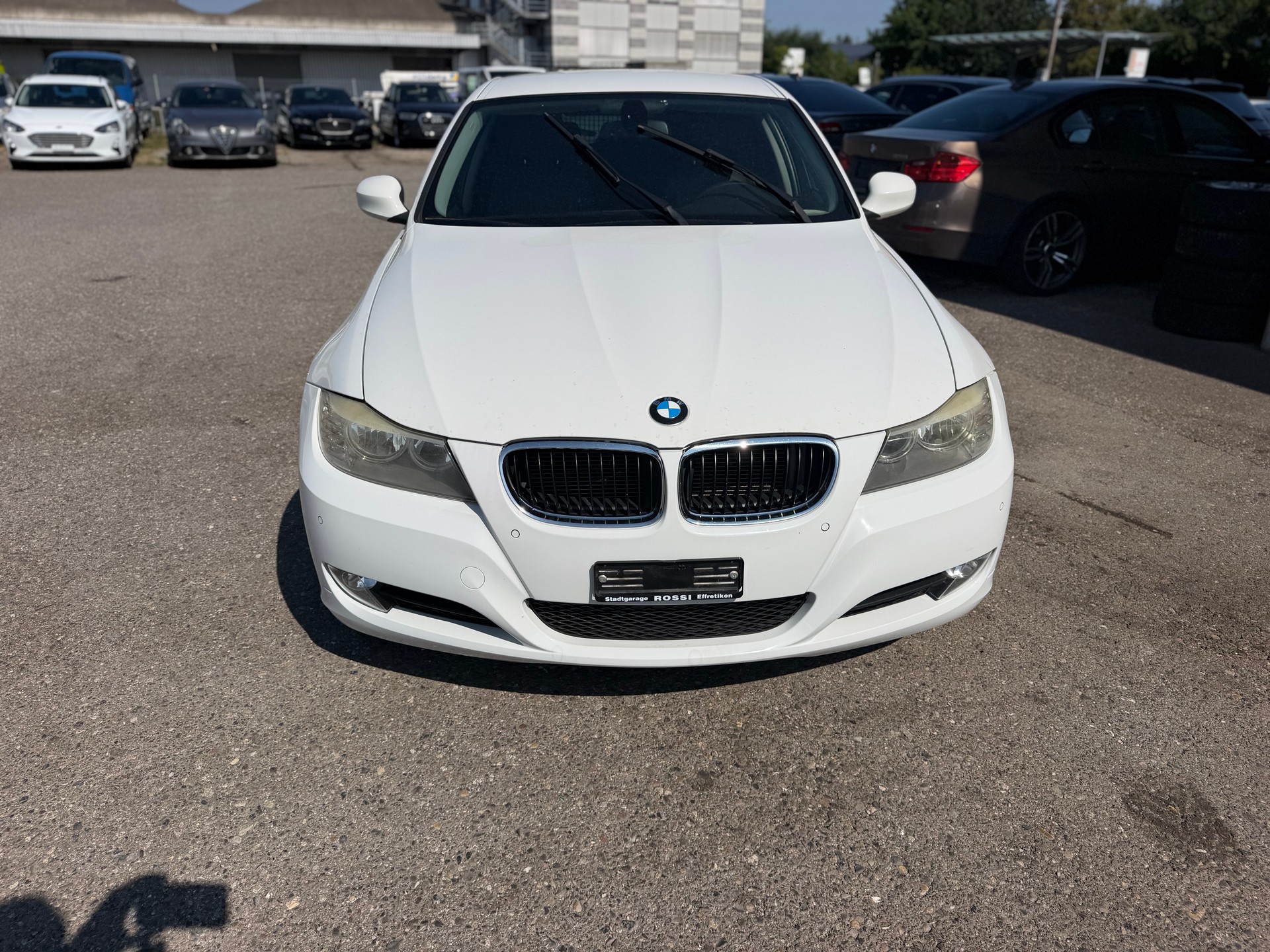 BMW 320d xDrive Touring Steptronic-image-1