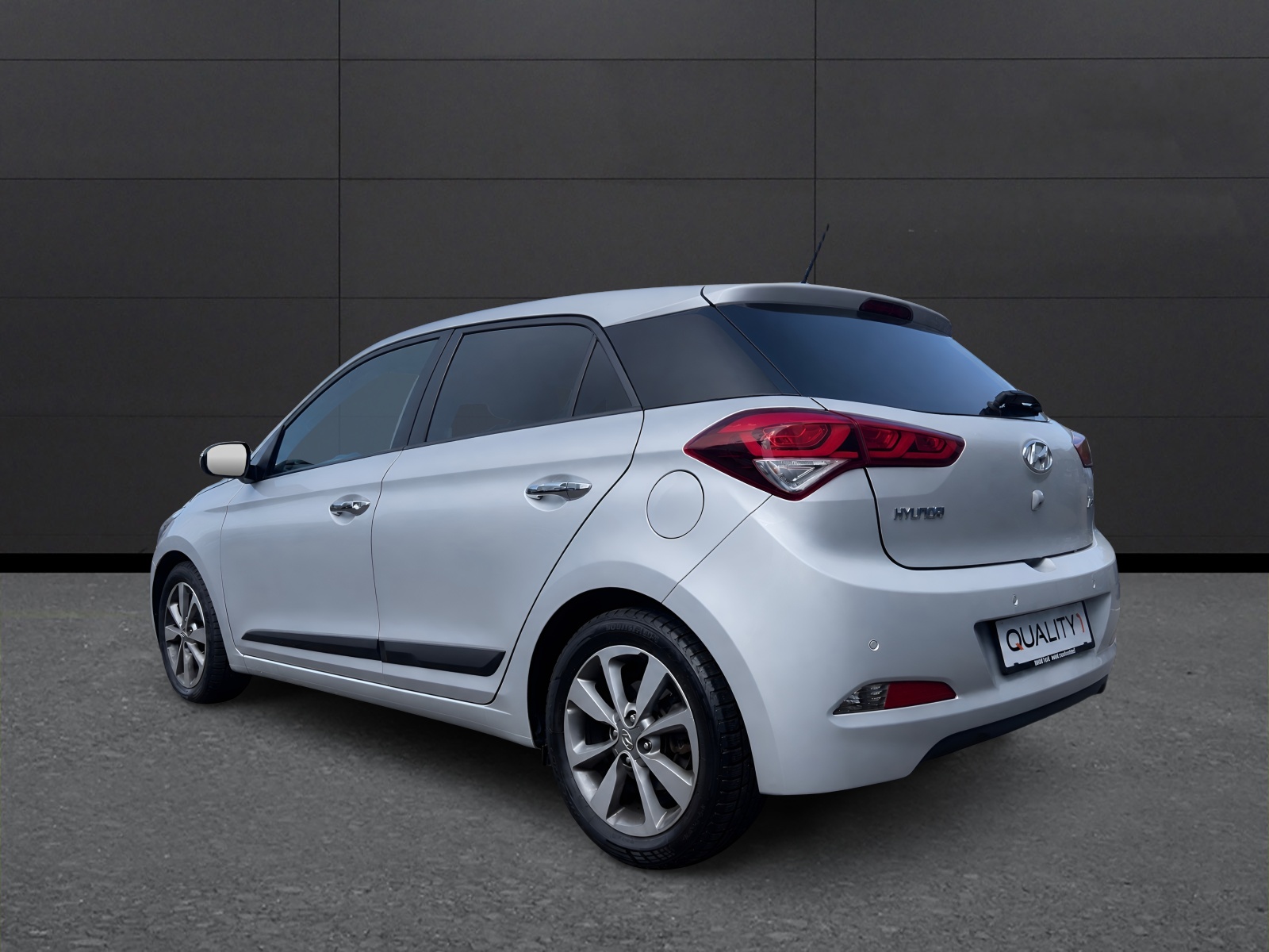 HYUNDAI i20 1.4 Vertex Automatic-showroom-element-2