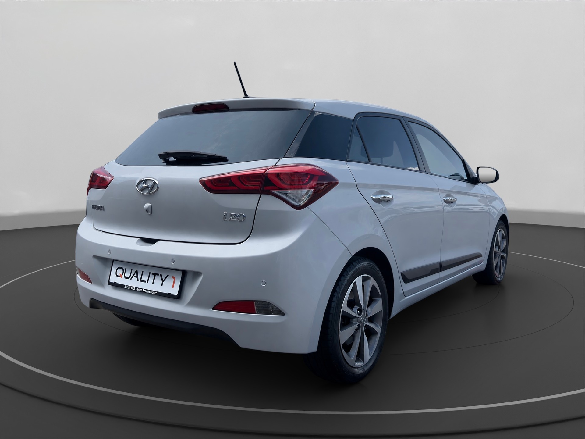 HYUNDAI i20 1.4 Vertex Automatic-image-4