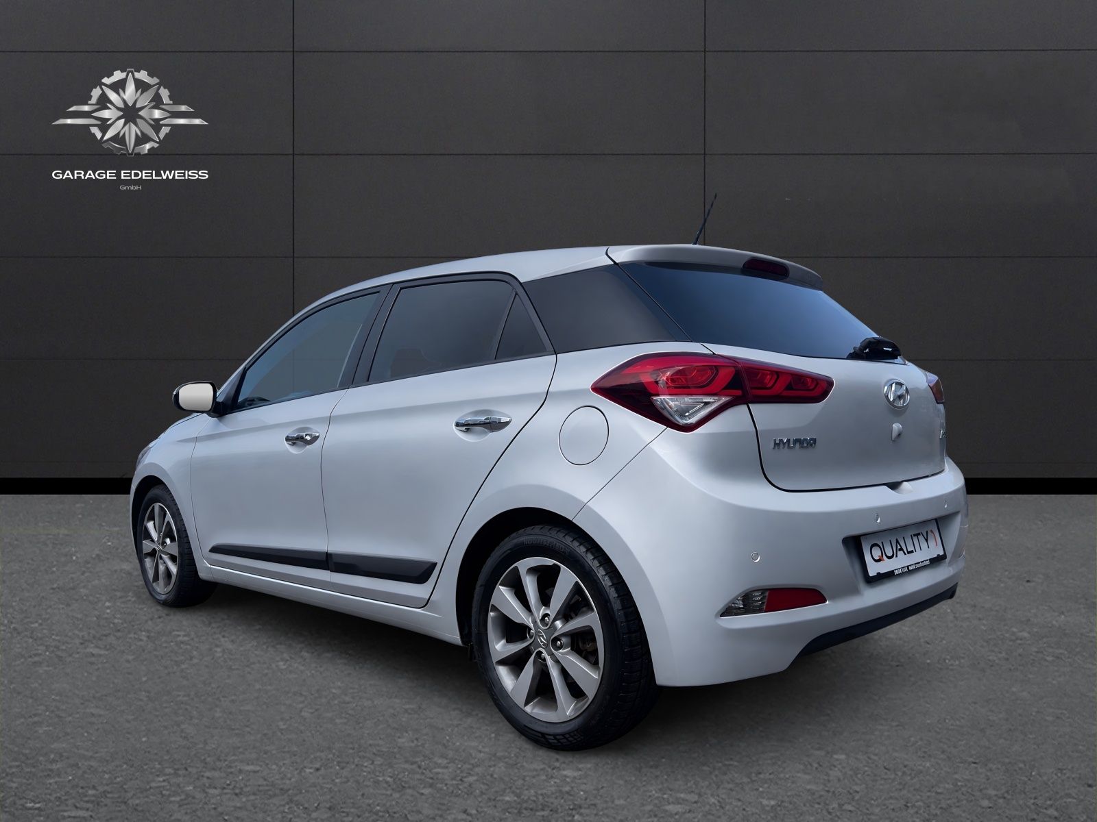 HYUNDAI i20 1.4 Vertex Automatic-showroom-element-2