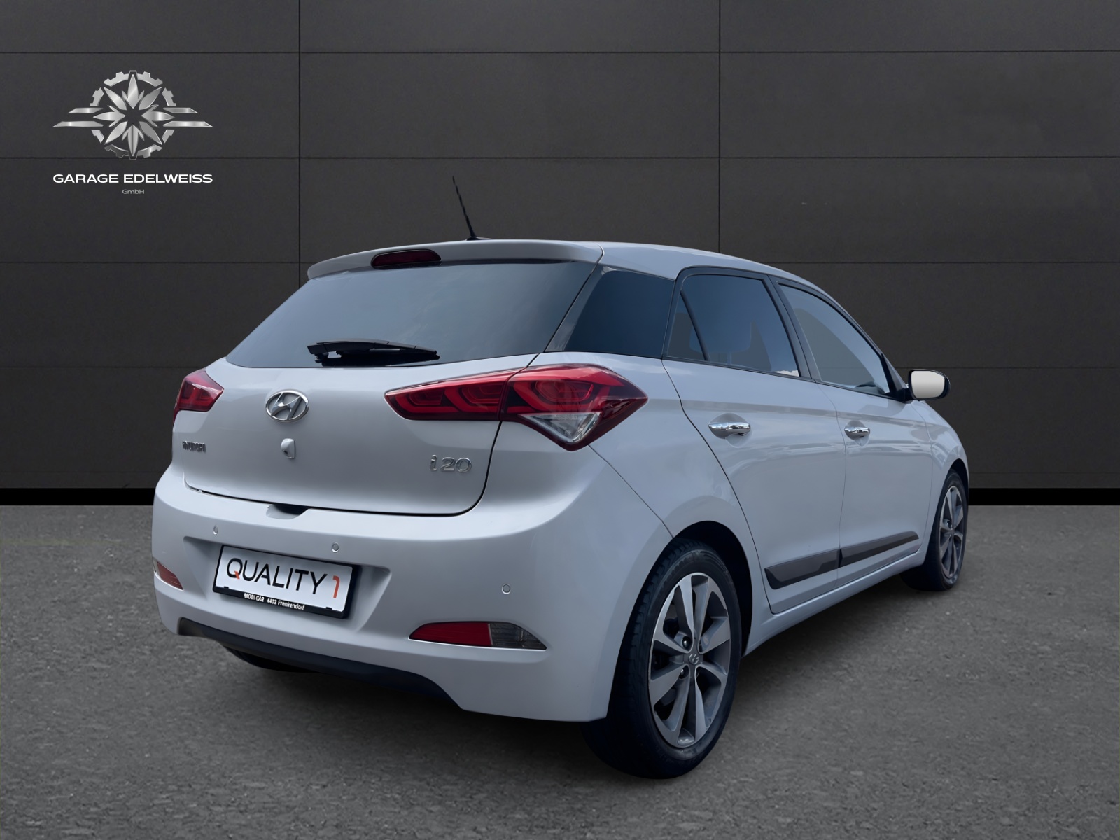 HYUNDAI i20 1.4 Vertex Automatic-image-4