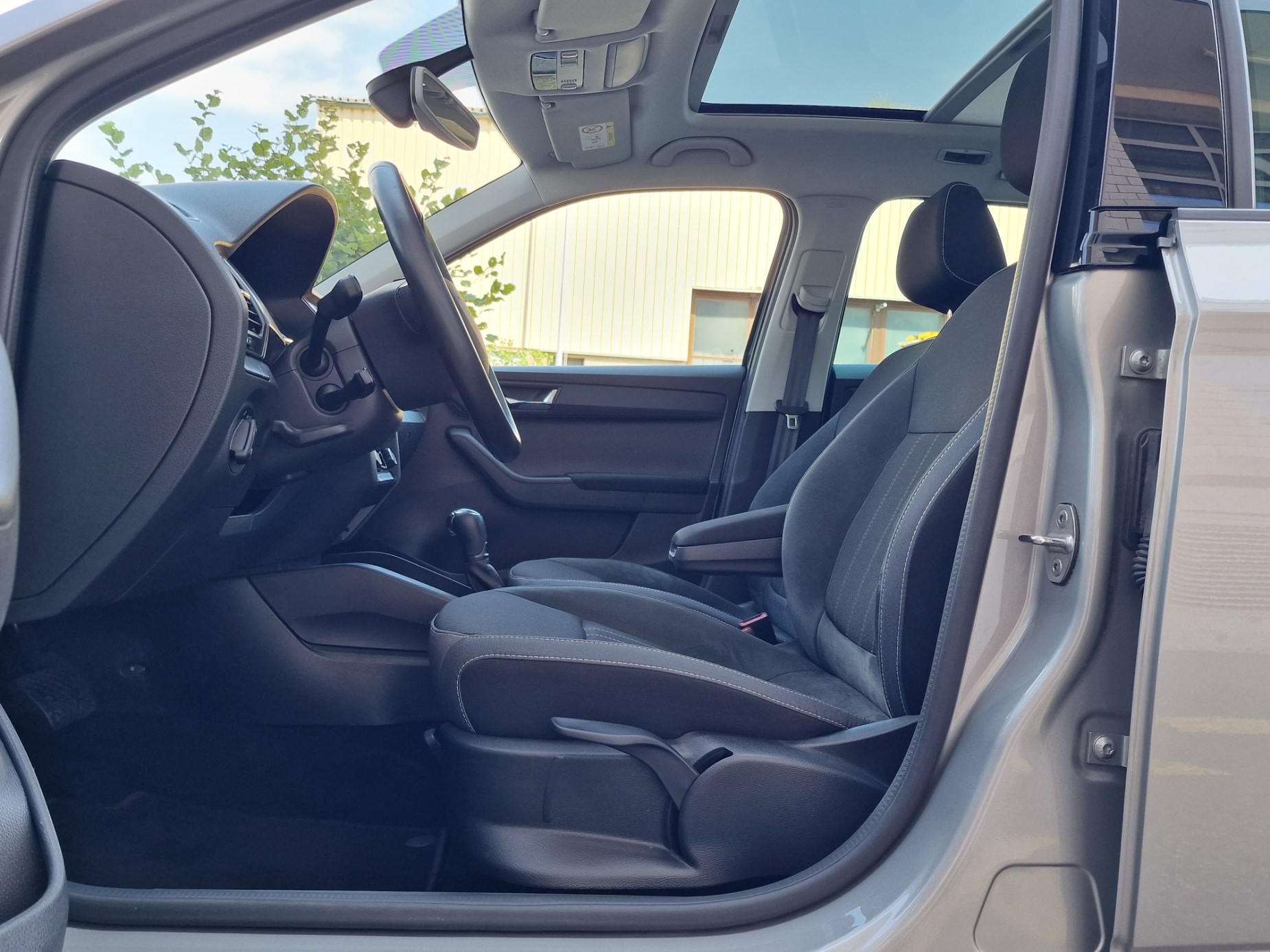 SKODA Fabia 1.0 TSI Style DSG-image-7