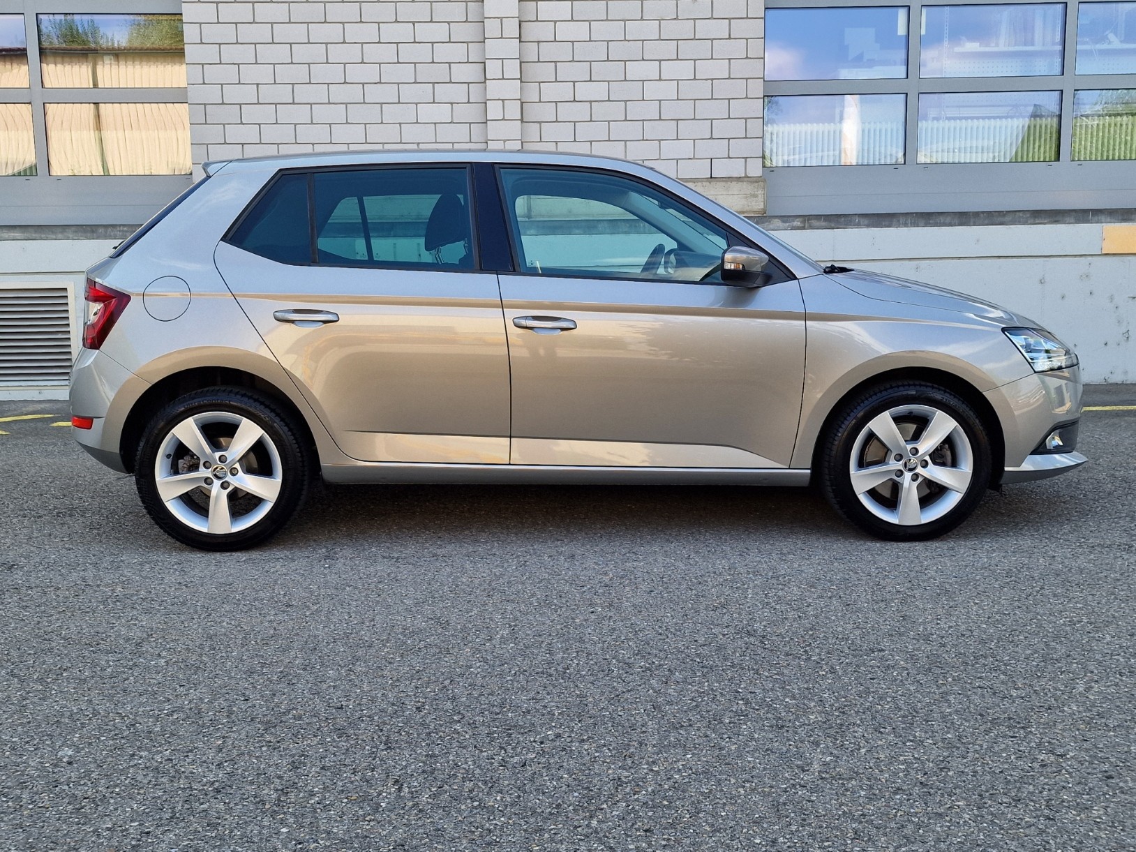 SKODA Fabia 1.0 TSI Style DSG-image-3