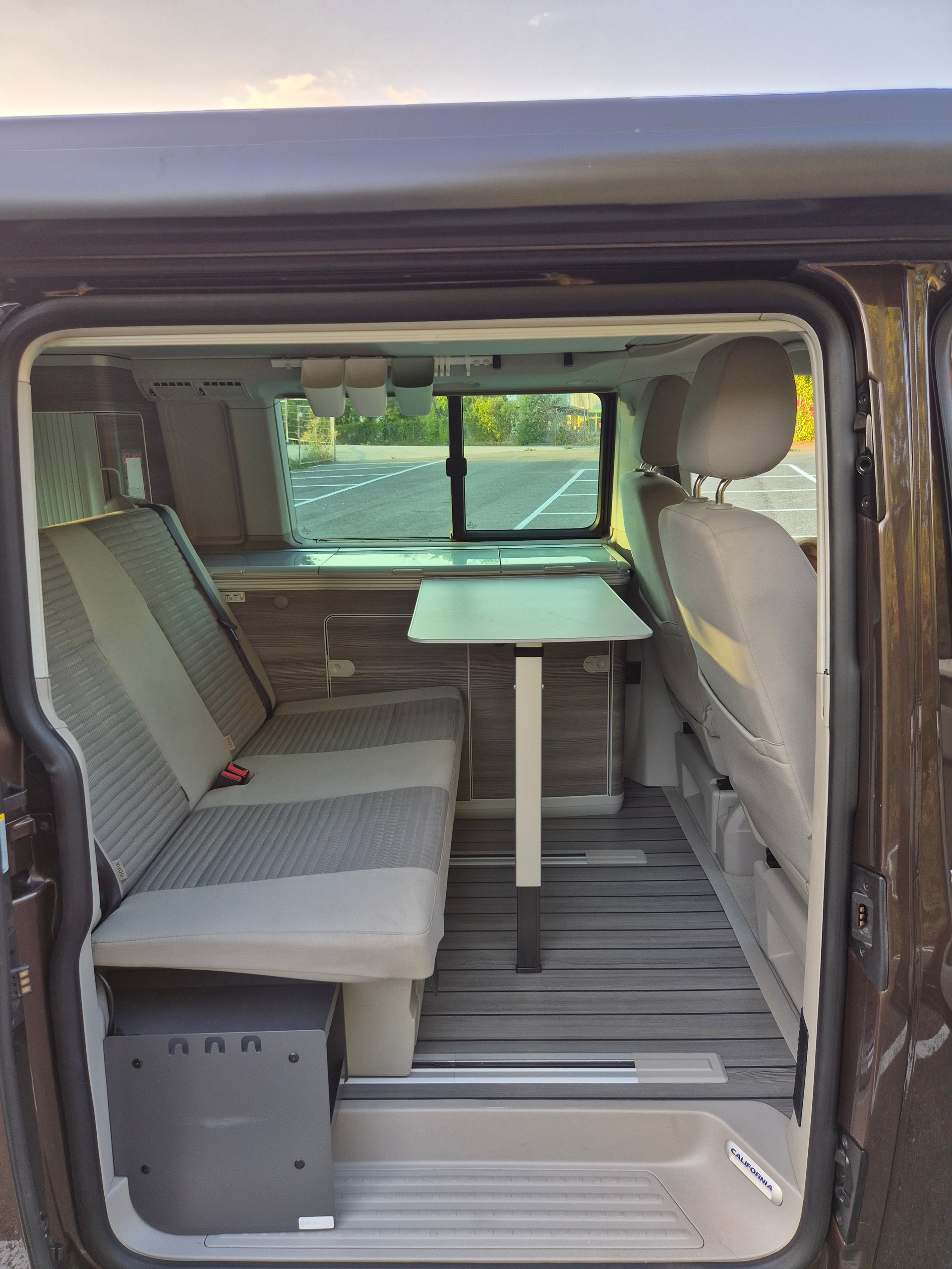 VW T6 California Ocean 2.0 TDI DSG-image-4