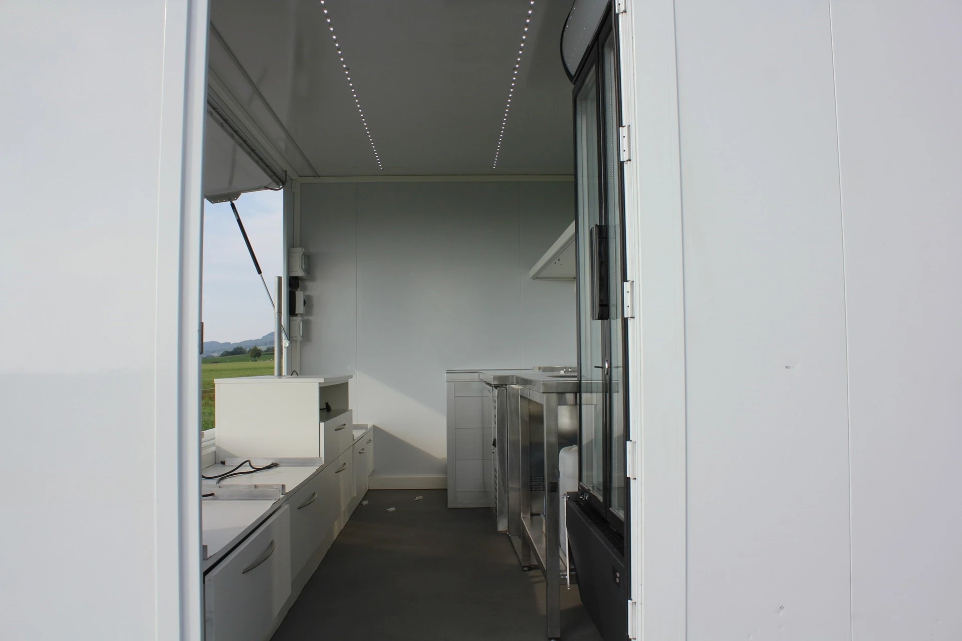VW T6 2.0 TDI Baldinger Food Truck **Klima**AUX**Rückfahrkamera**Baldinger Chassis**inkl. Küche**Notstrom Aggregat**frisch ab MFK*-image-6