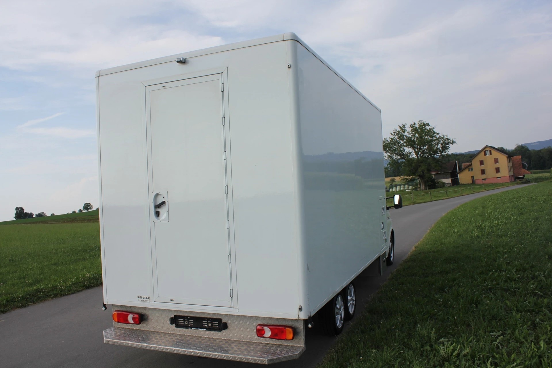 VW T6 2.0 TDI Baldinger Food Truck **Klima**AUX**Rückfahrkamera**Baldinger Chassis**inkl. Küche**Notstrom Aggregat**frisch ab MFK*-image-2
