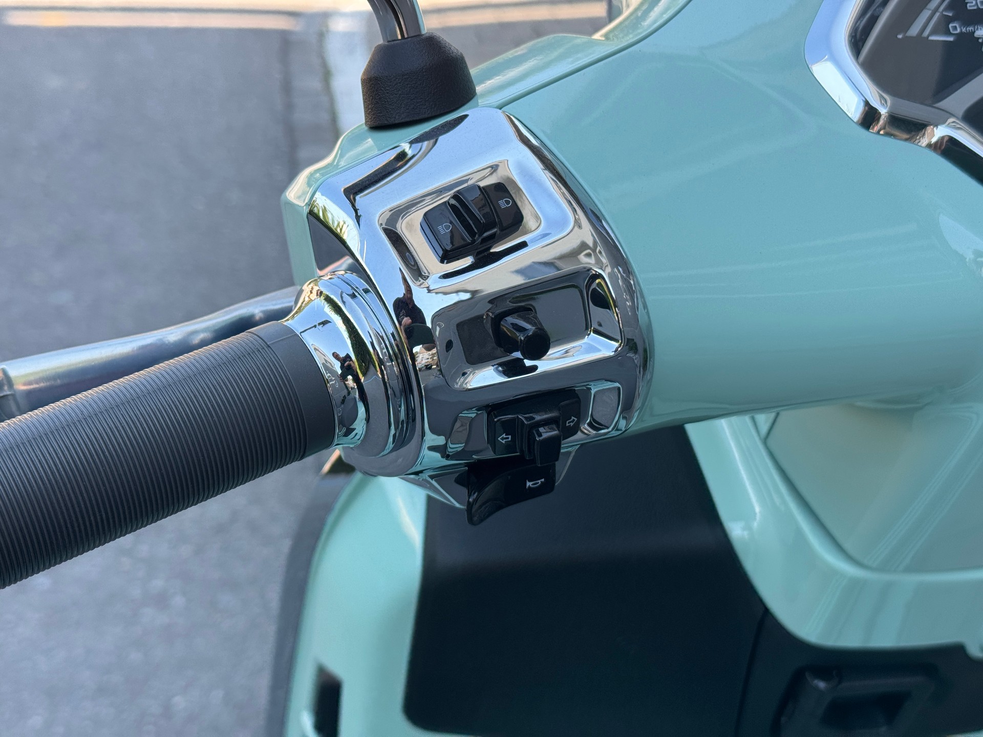 PIAGGIO Vespa GTS 125 RST Euro 5+-image-5
