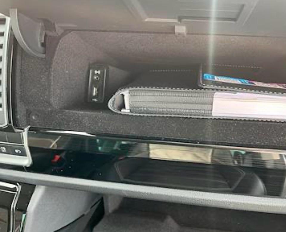 VW T6 Multivan 2.0 Bi-TDI Highline 4Motion DSG-image-13