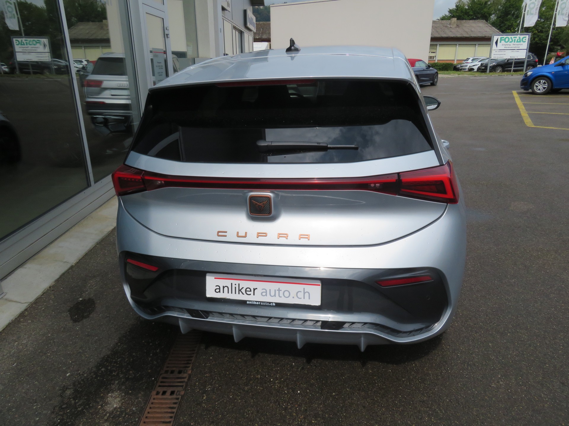 CUPRA Born 59 kWh e-Boost-image-2