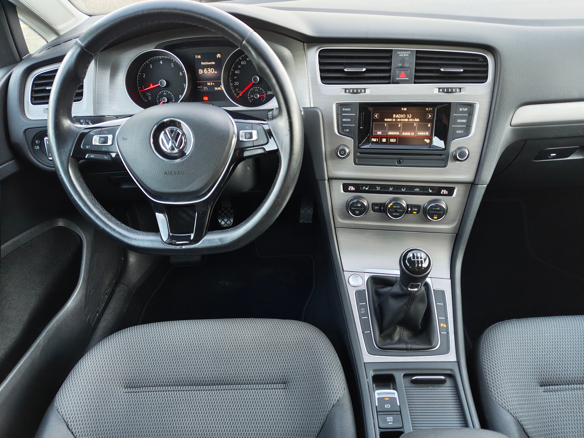 VW Golf Variant 1.2 TSI Comfort-image-6