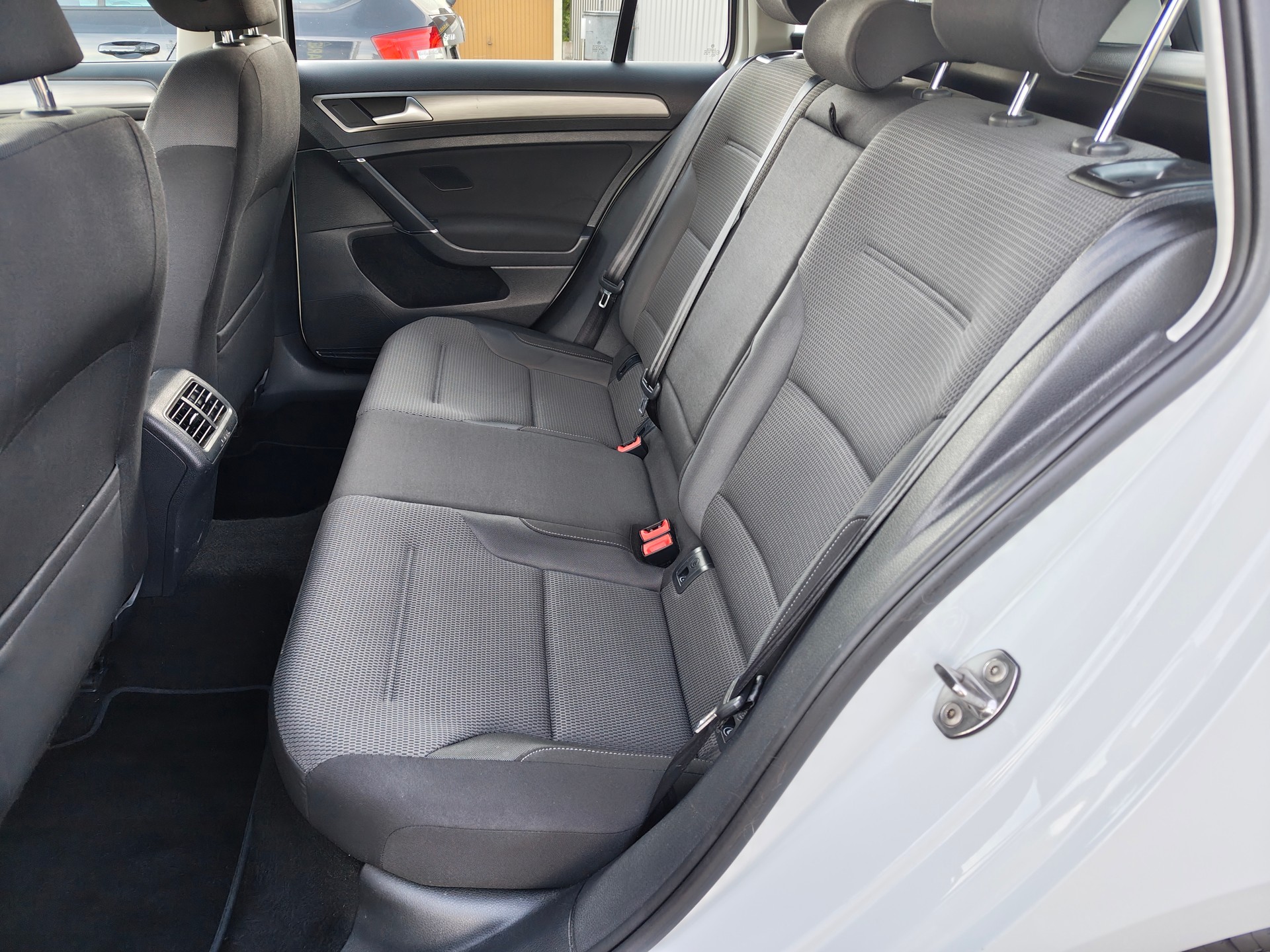 VW Golf Variant 1.2 TSI Comfort-image-8